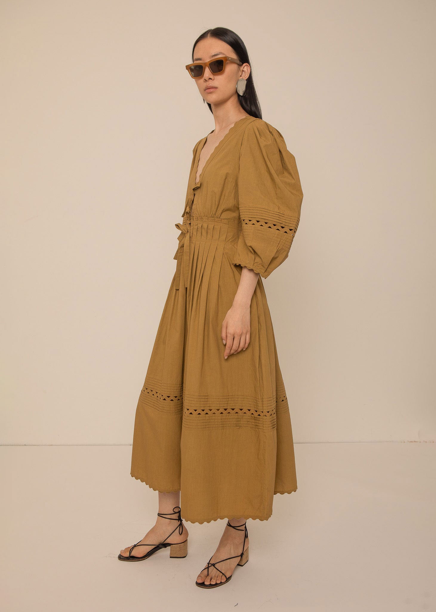 VI.VE.RE Pilar Pleat Dress - Light Olive
