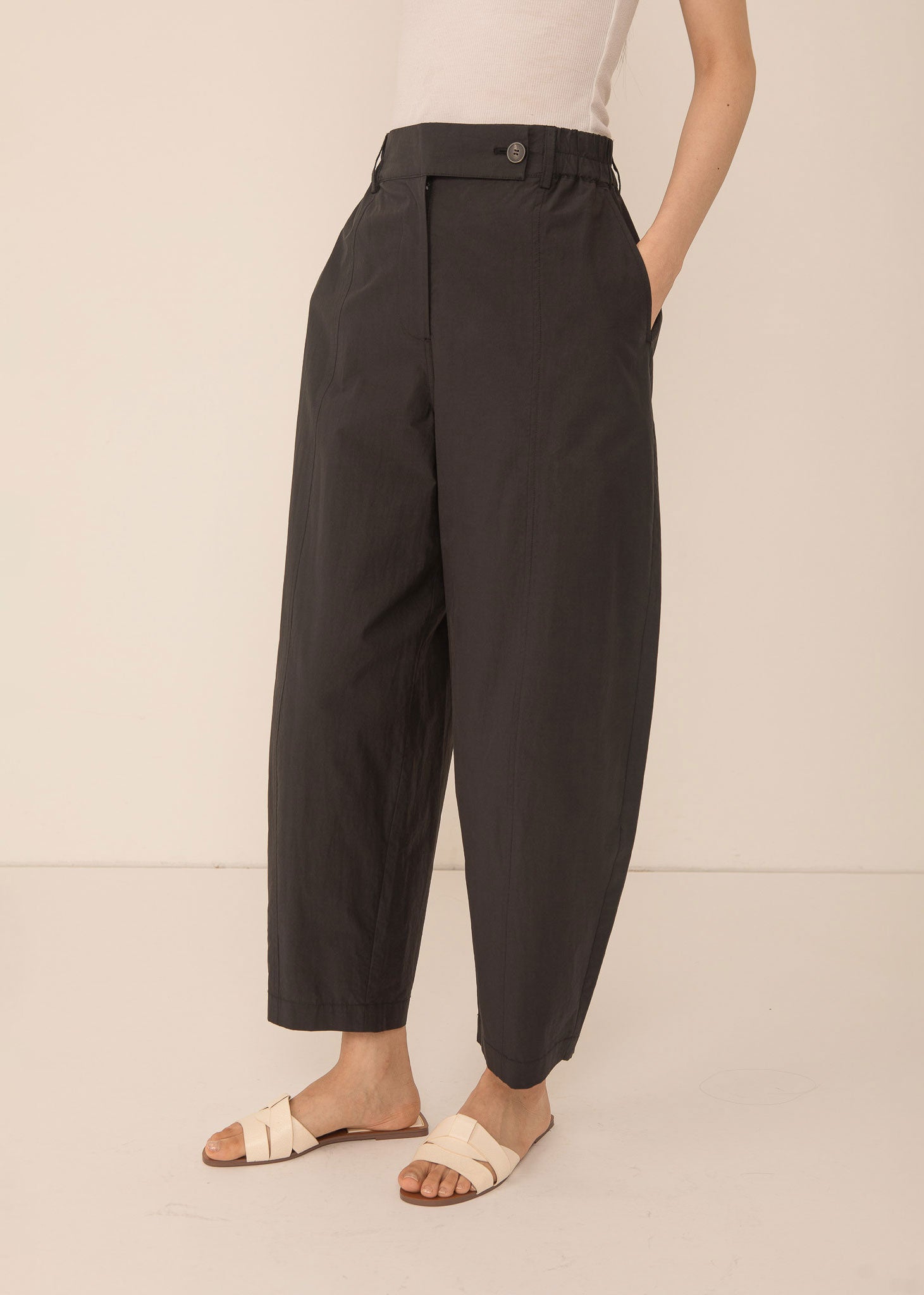VI.VE.RE Thea Barrel Leg Trouser