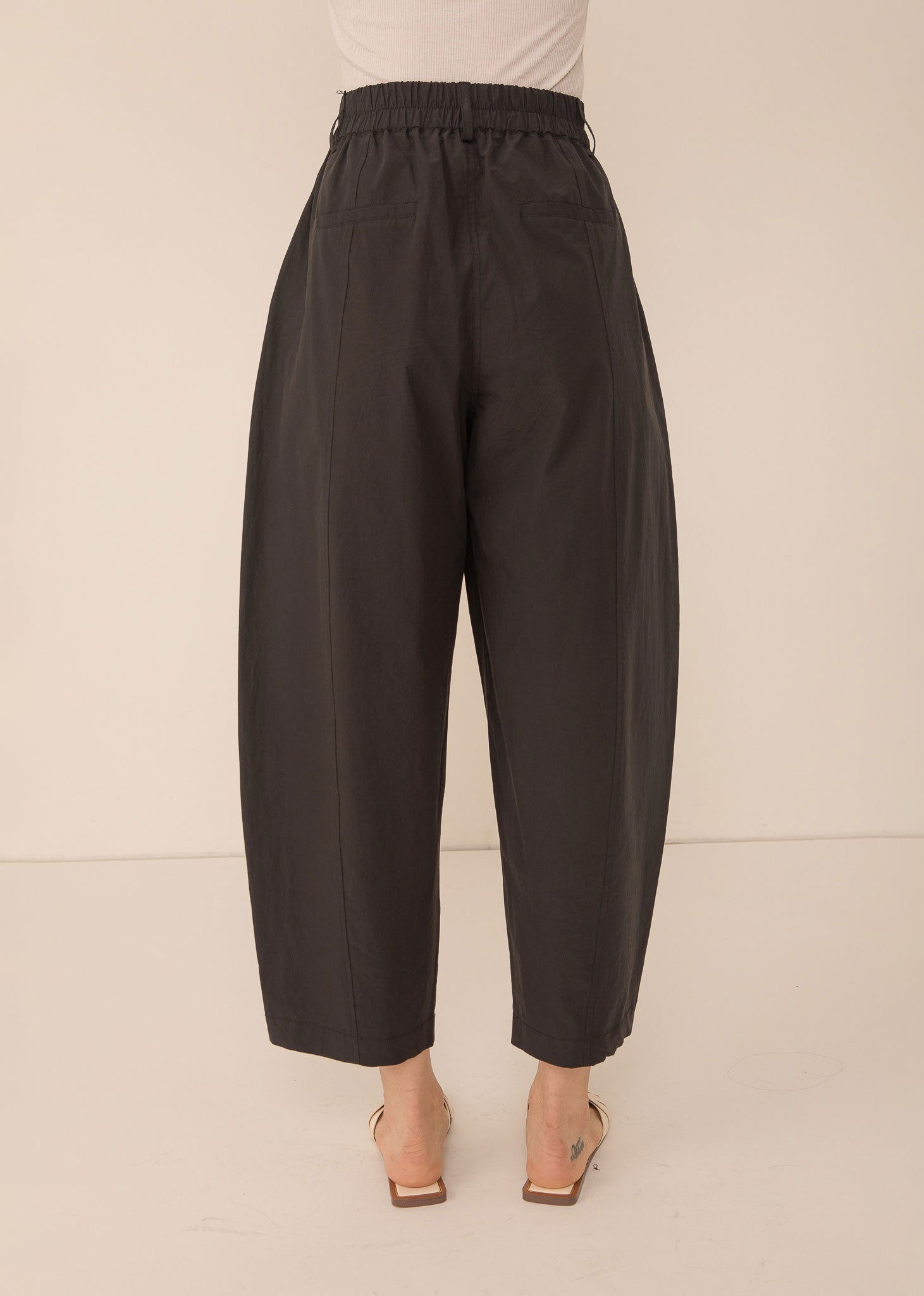 VI.VE.RE Thea Barrel Leg Trouser