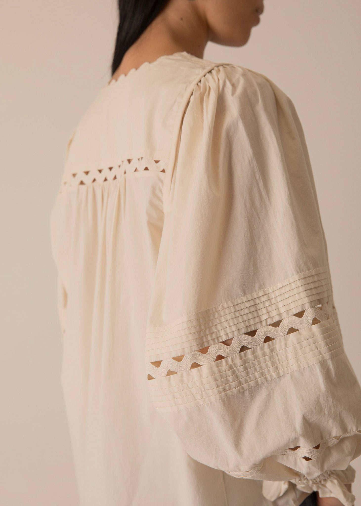 VI.VE.RE Arlette Pintuck Blouse