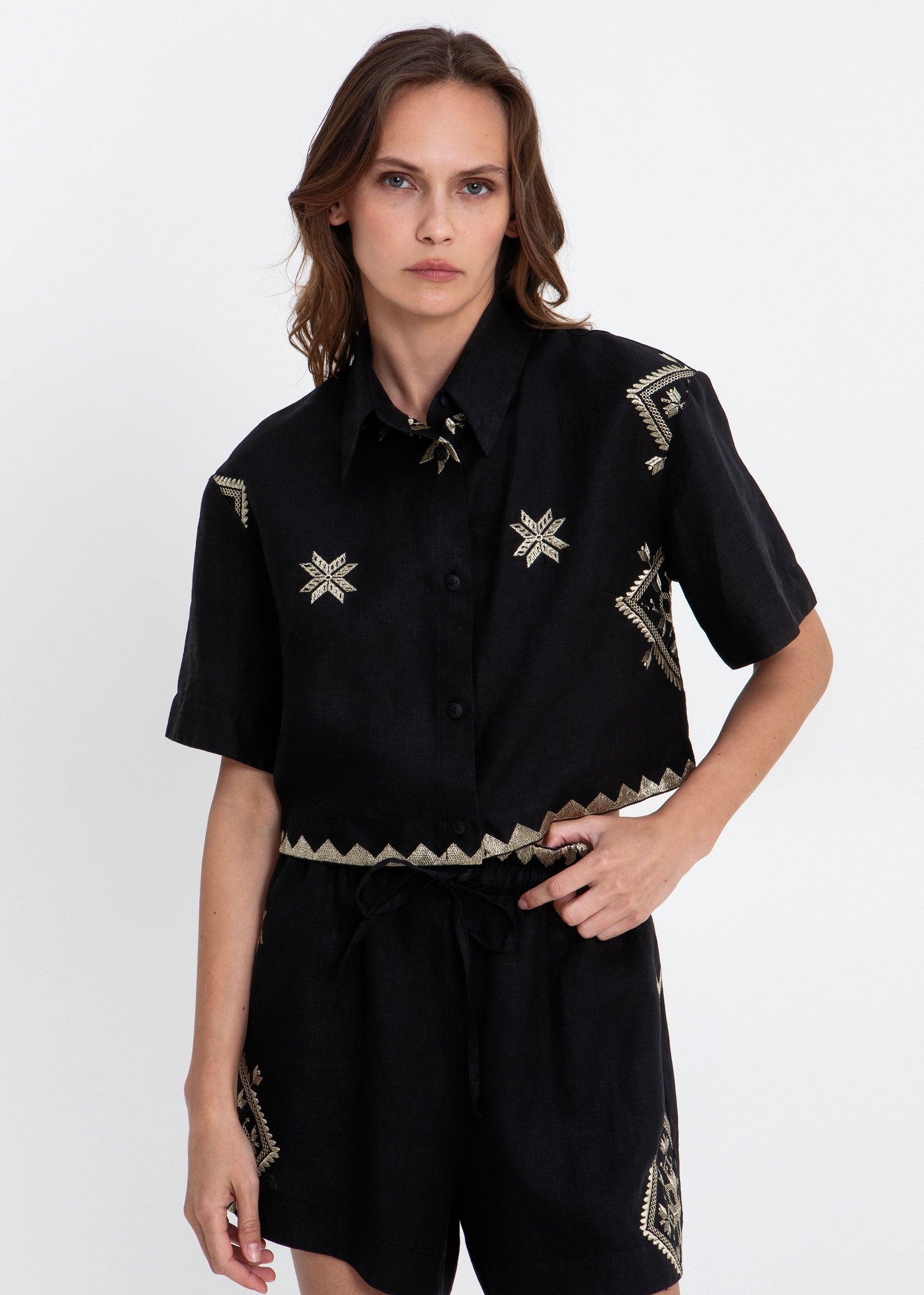 Greek Archaic Kori Lefkada Cropped Shirt - Black/ Gold