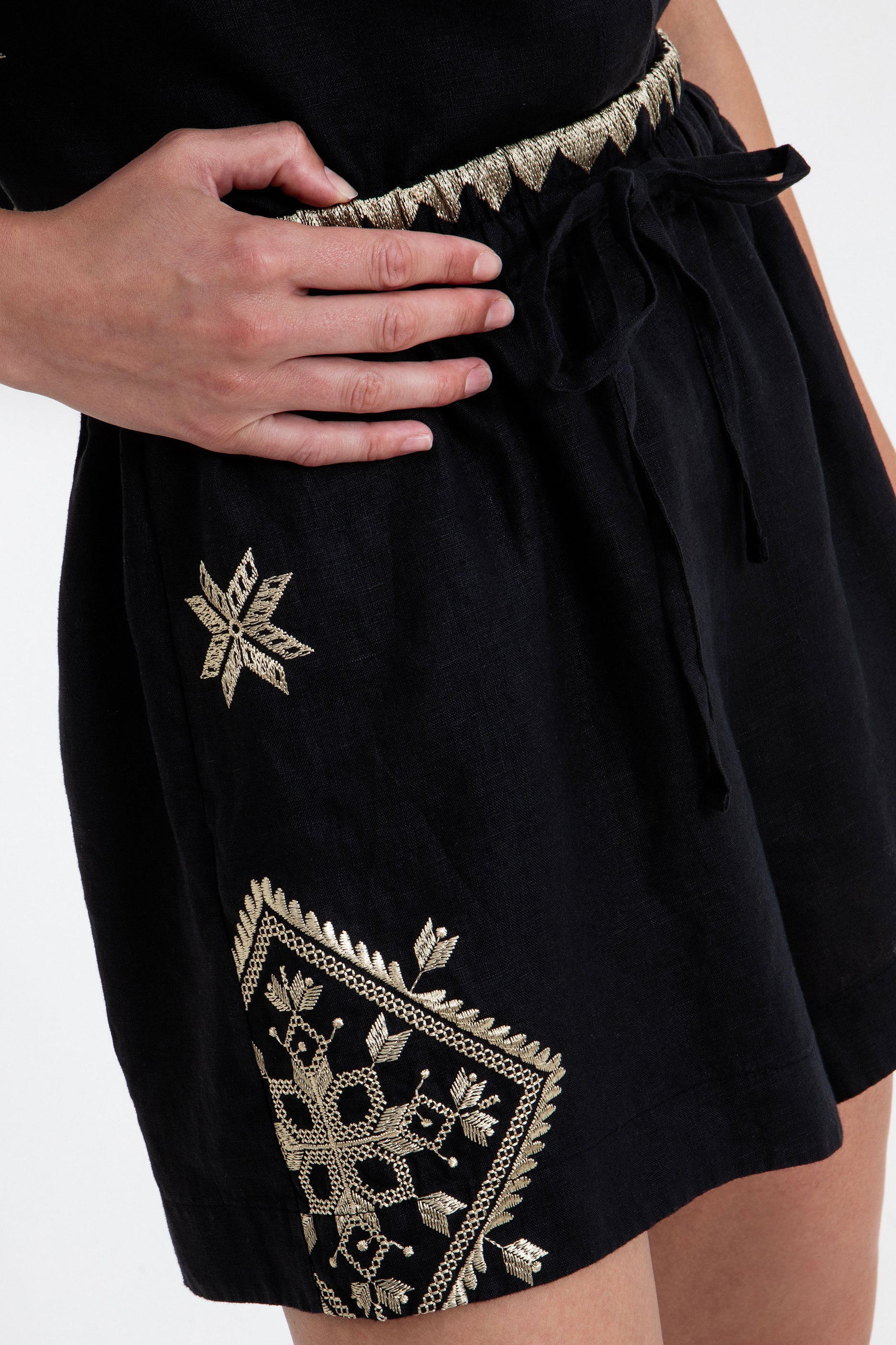 Greek Archaic Kori Lefkada Drawstring Shorts - Black/ Gold