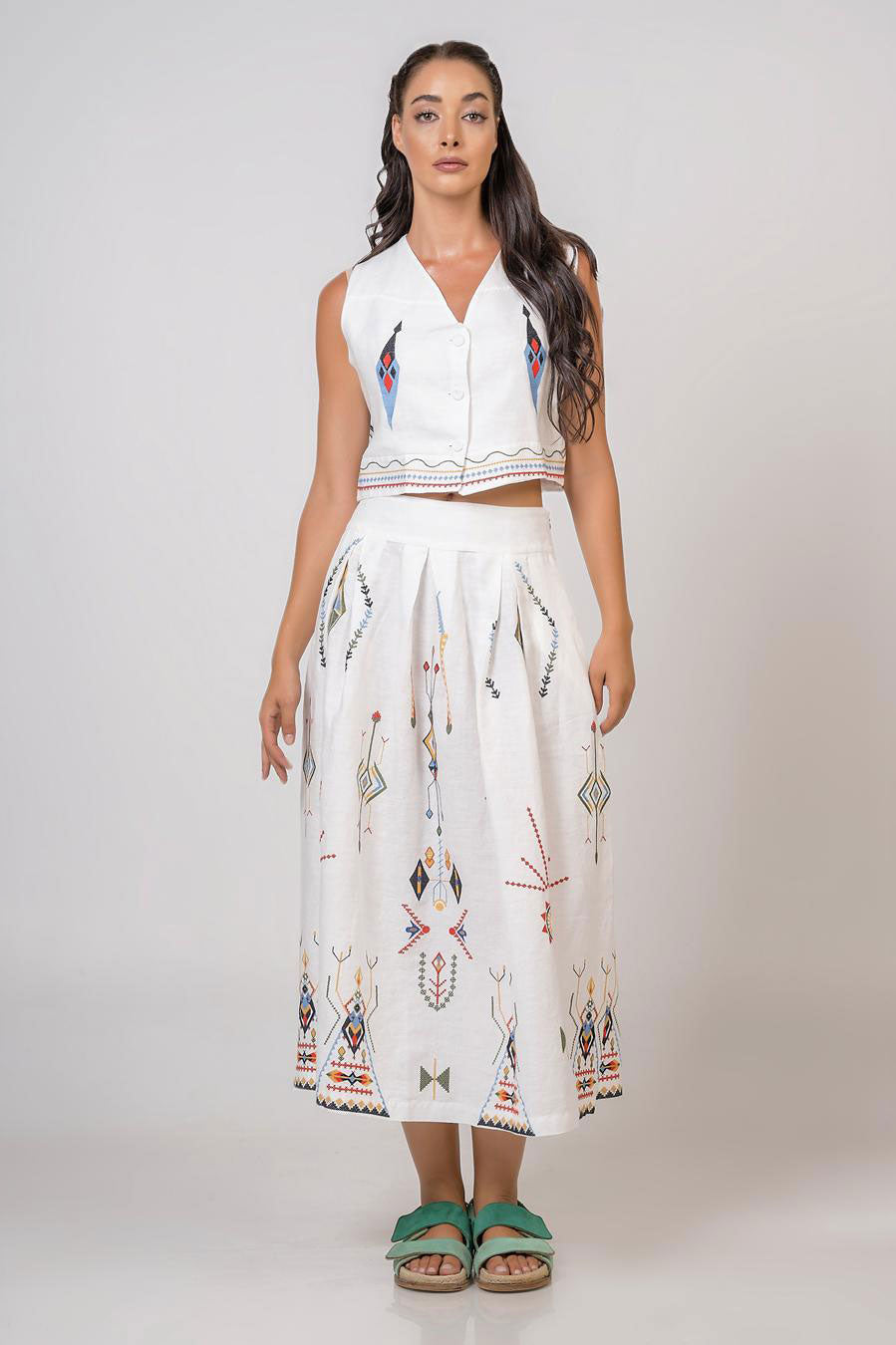 Aether Concept High Waisted Embroidered Skirt - White