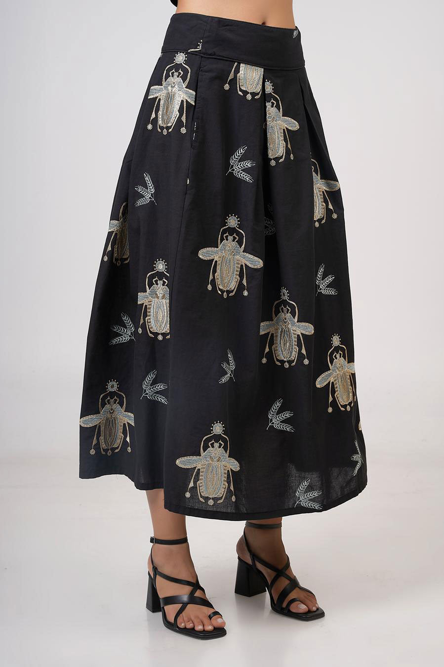 Aether Concept High Waisted Embroidered Skirt - Black/Green