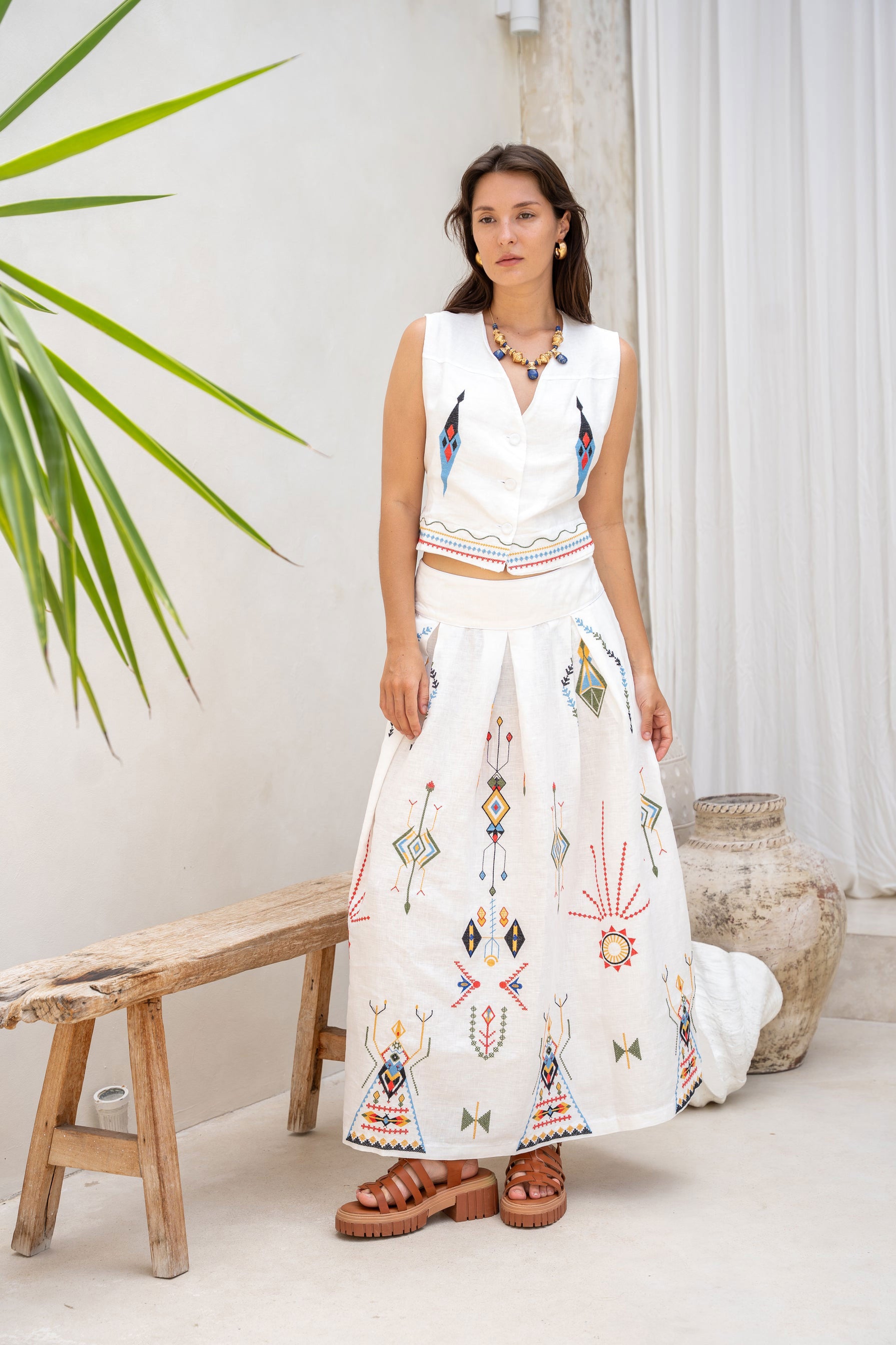 Aether Concept High Waisted Embroidered Skirt - White