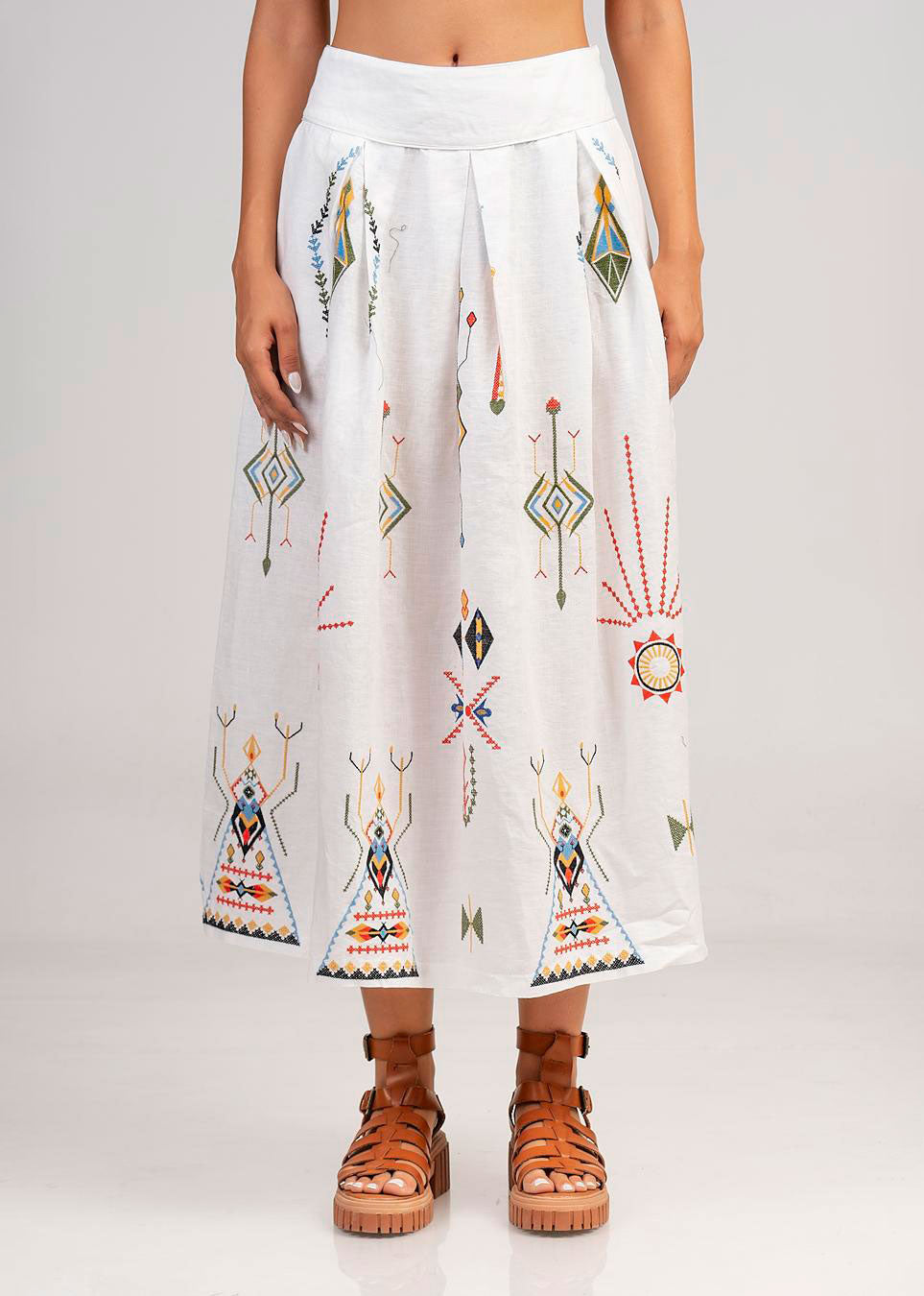 Aether Concept High Waisted Embroidered Skirt - White