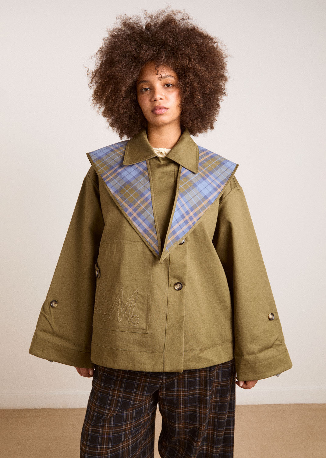 Damson Madder Reversible Jerry Crop Trench Coat - Olive