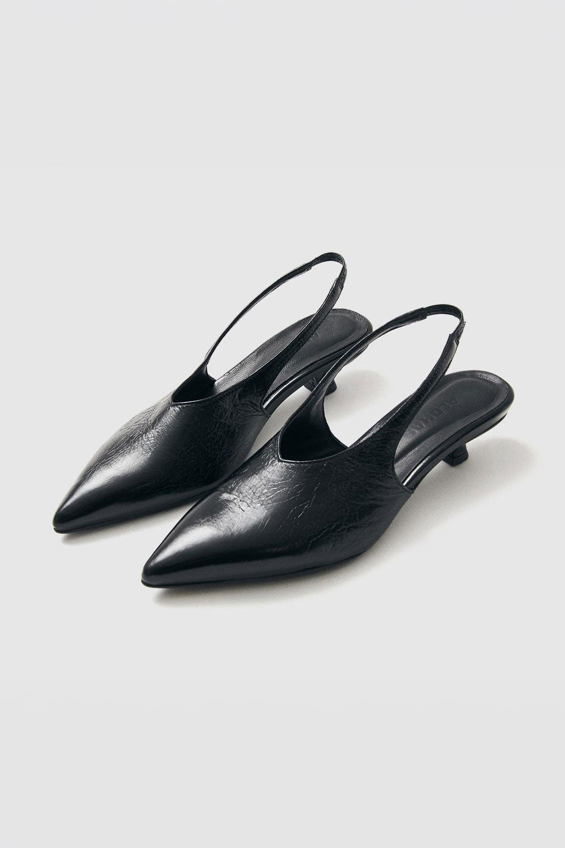 Alohas Eros Heeled Pumps - Black
