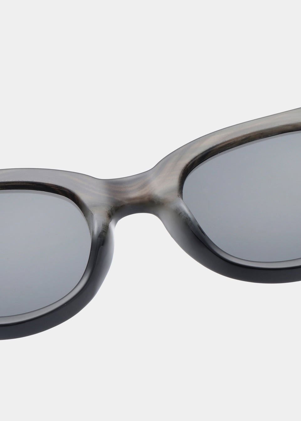 A. Kjaerbede Lilly Sunglasses - Striped Horn Black