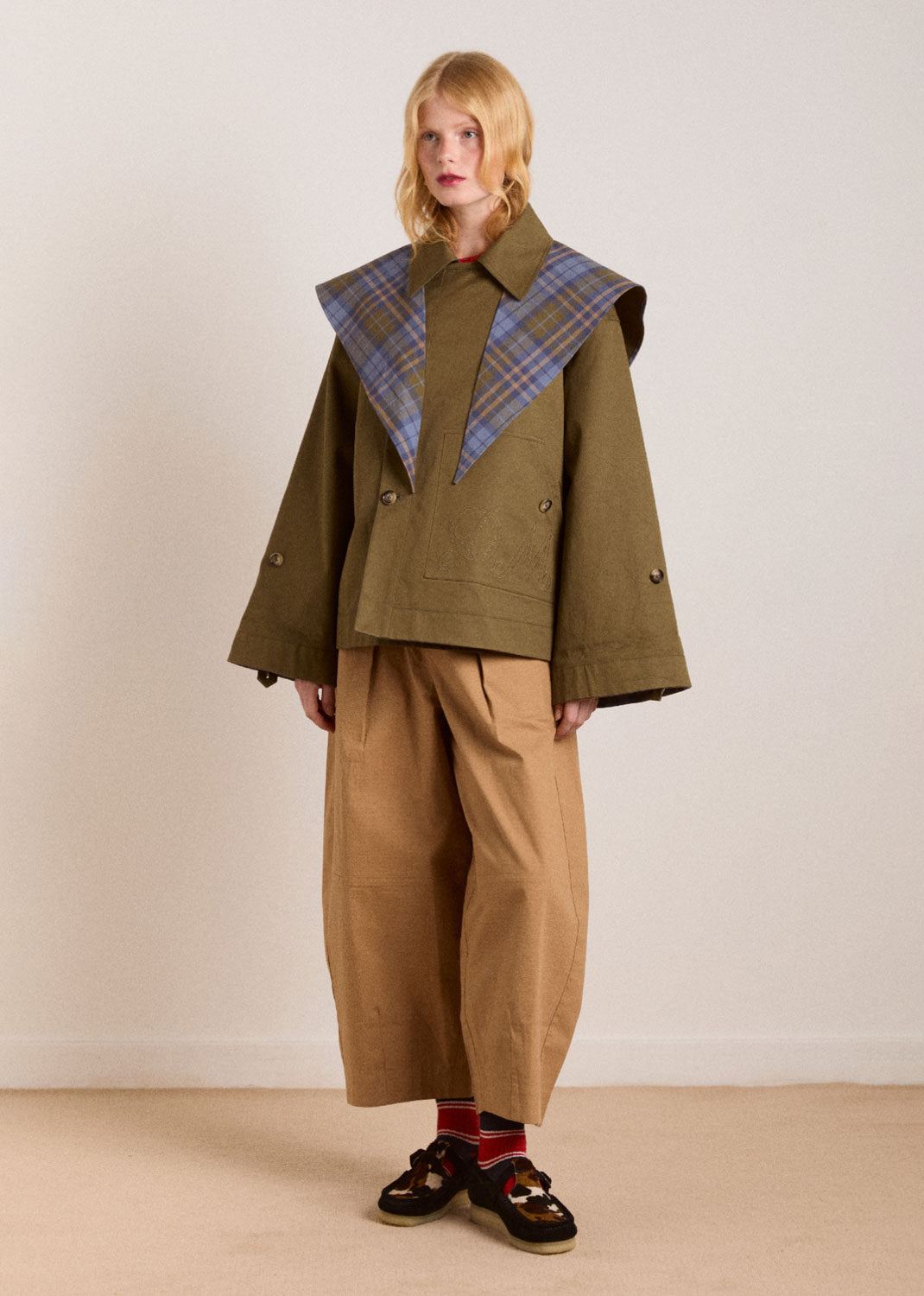 Damson Madder Reversible Jerry Crop Trench Coat - Olive