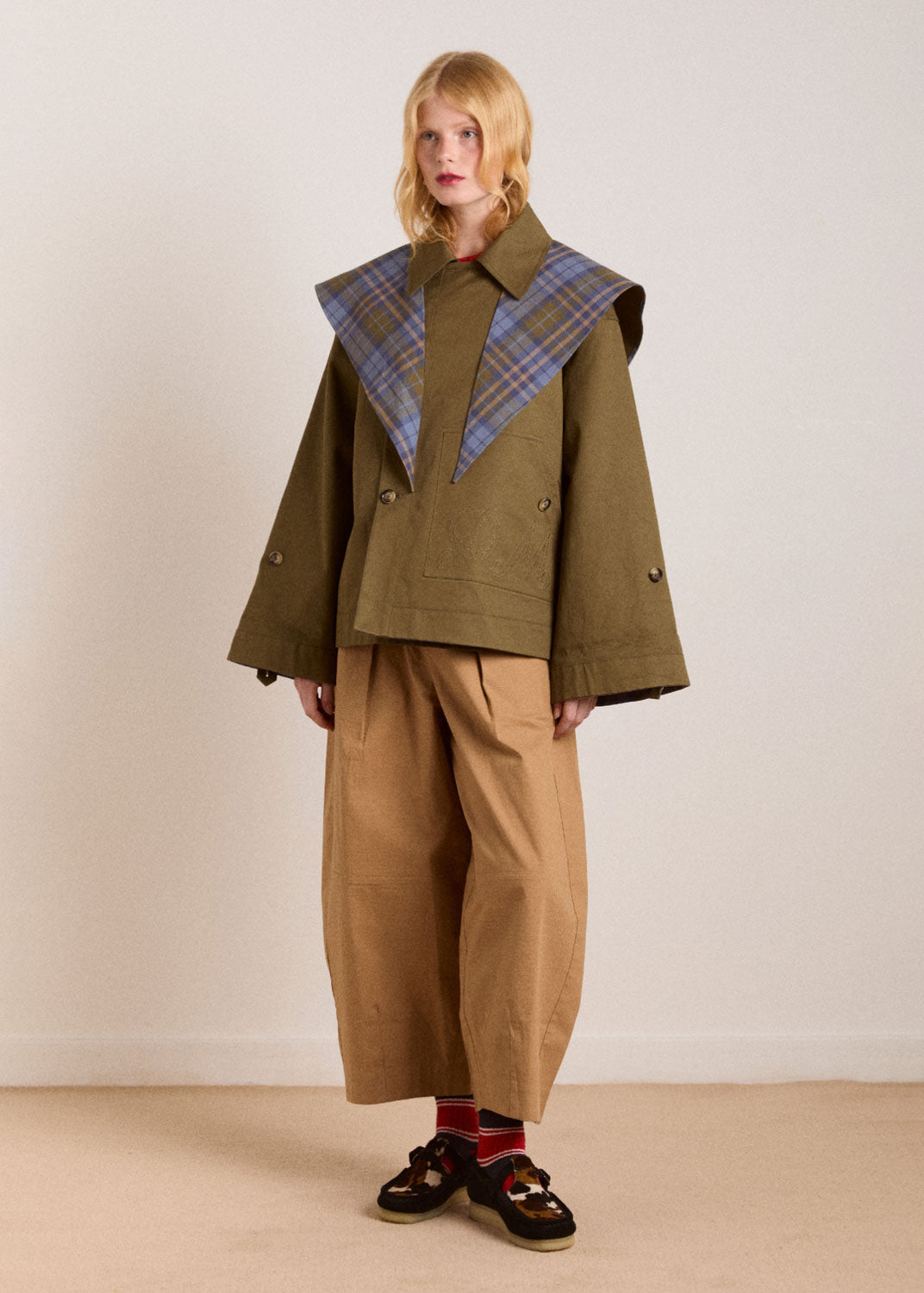 Damson Madder Reversible Jerry Crop Trench Coat - Olive