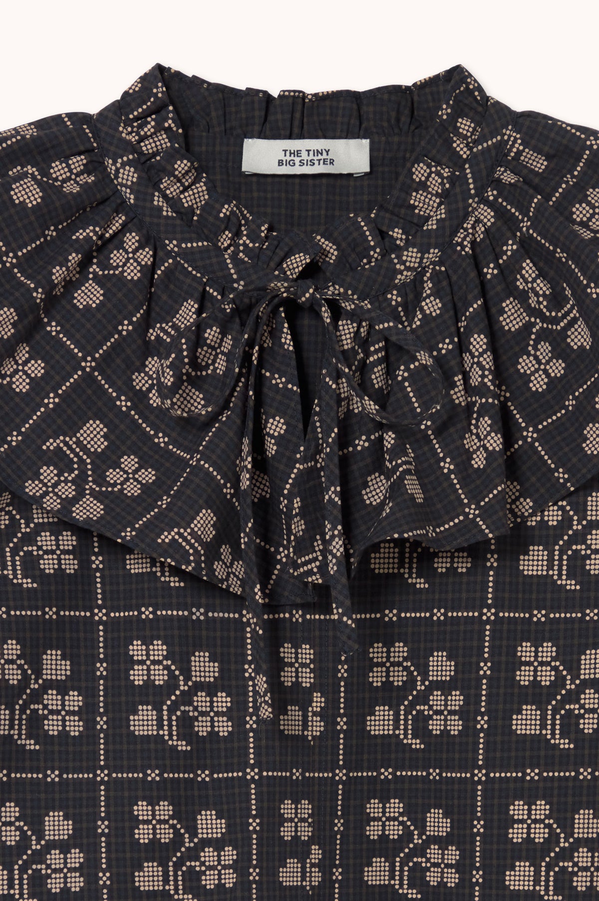The Tiny Big Sister Dots Flowers Puff Sleeves Blouse