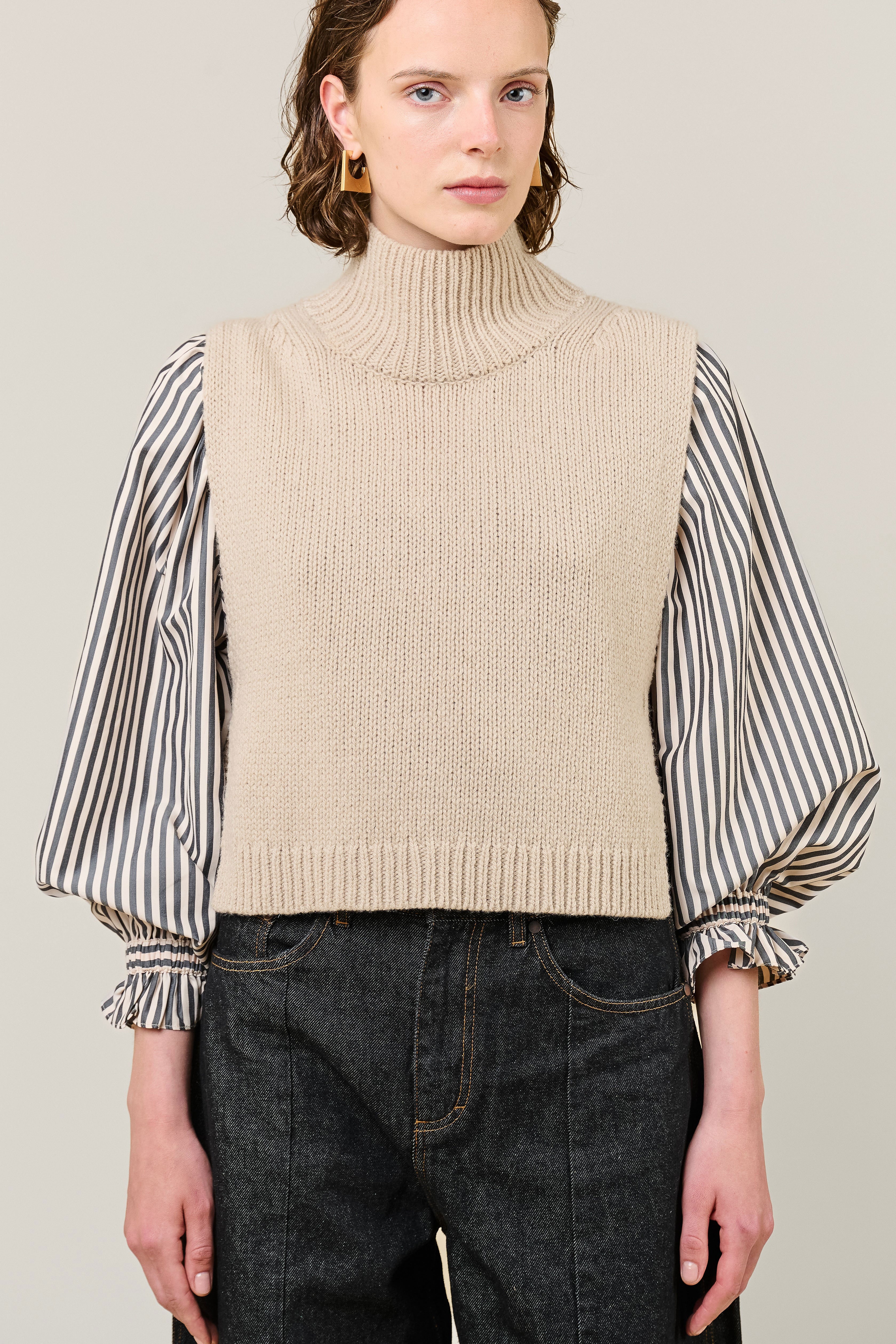 VI.VE.RE Daya Knit Tabbard - Beige