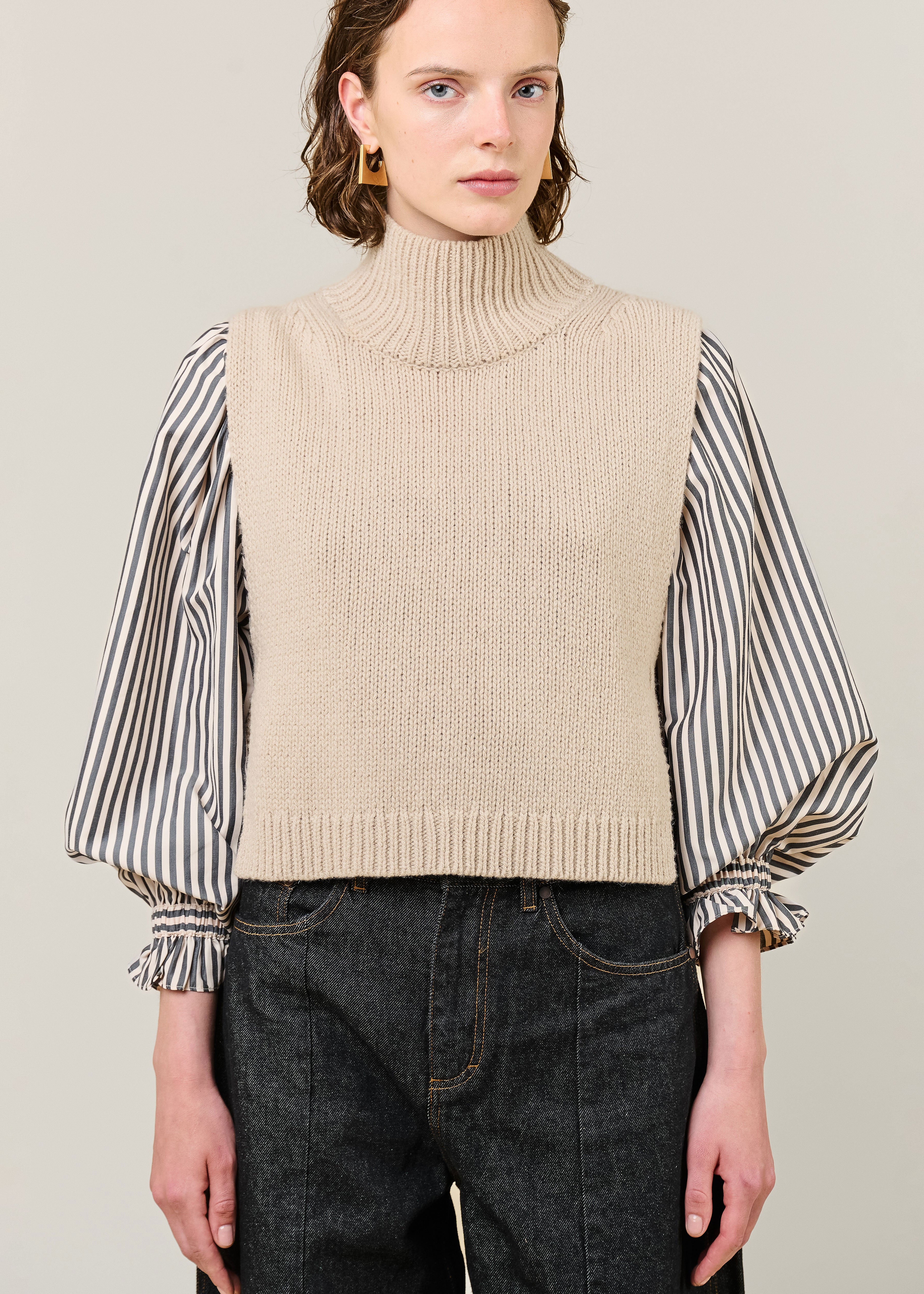 VI.VE.RE Daya Knit Tabbard - Beige