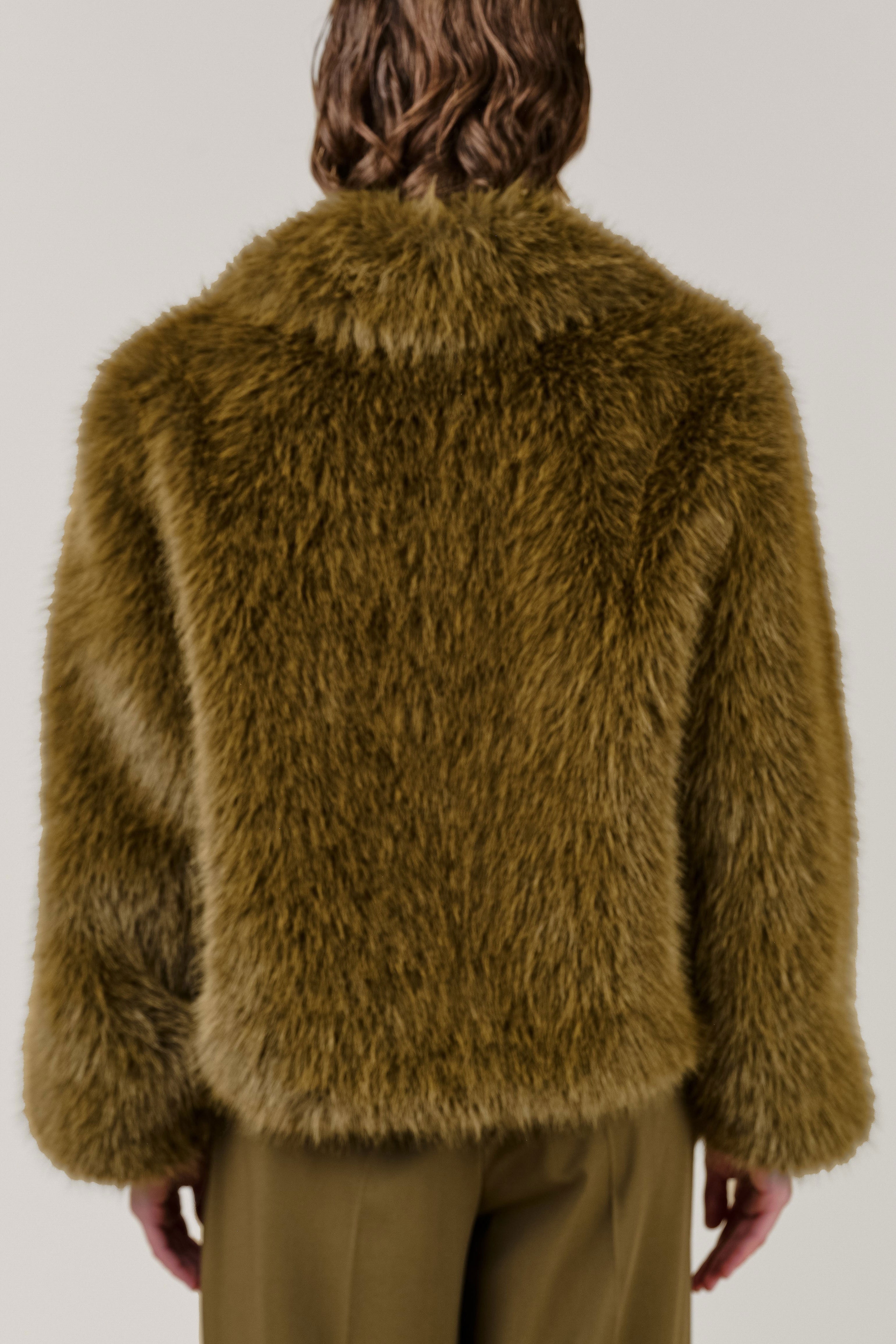 VI.VE.RE Indie Short Soft Faux Fur Jacket
