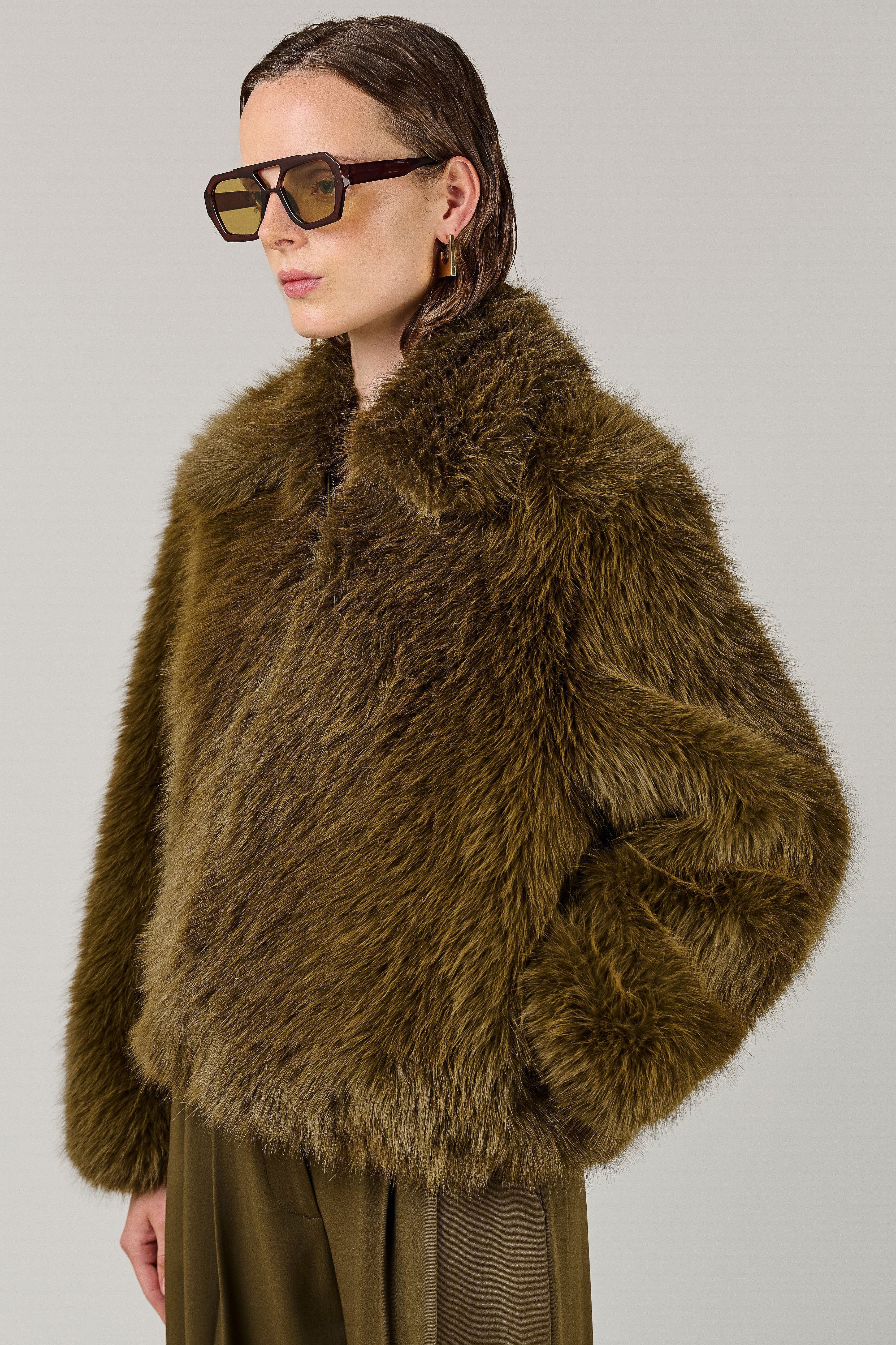 VI.VE.RE Indie Short Soft Faux Fur Jacket