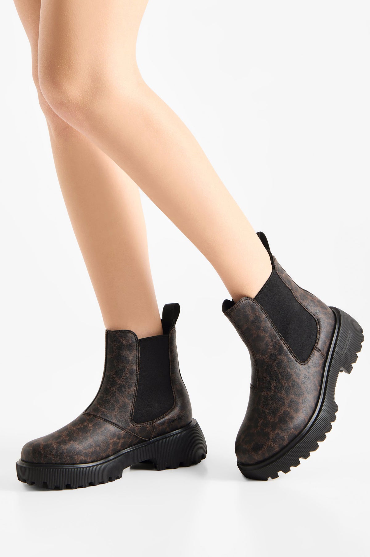 Woden Aya Leo Waterproof - Dark Leopard