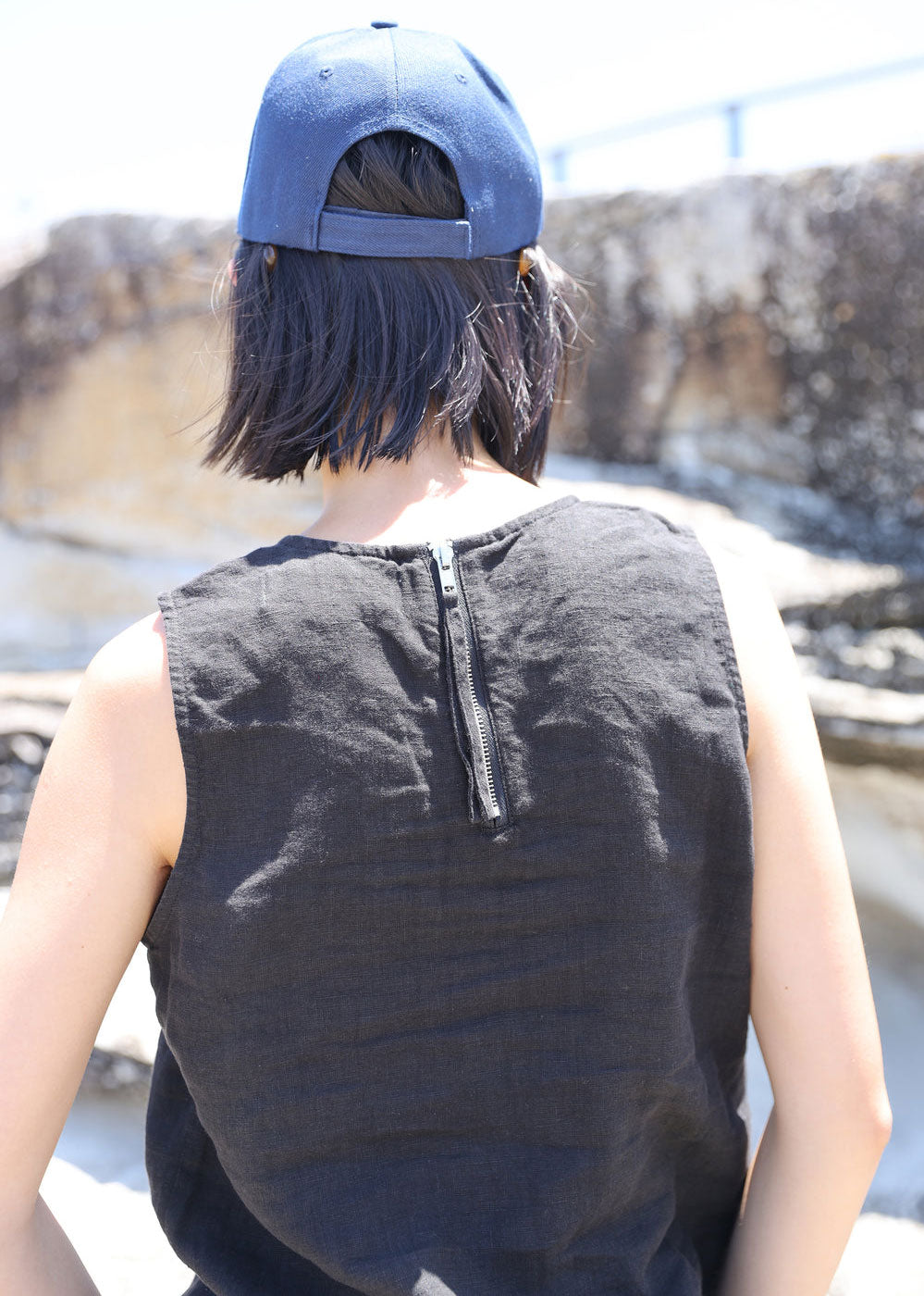 L.F.Markey Basic Linen Vest - Black