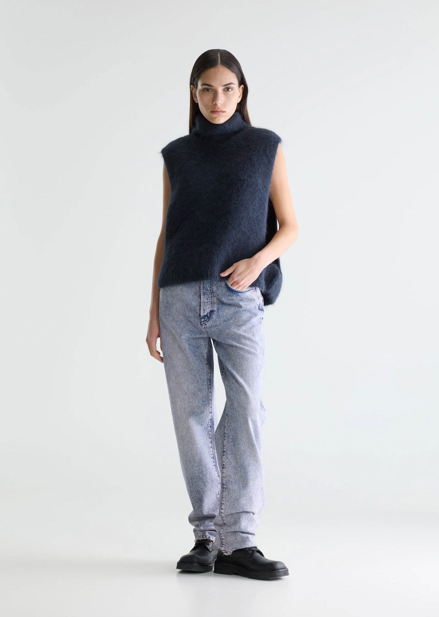 Bellerose Daren Navy Blue Sleeveless Sweater