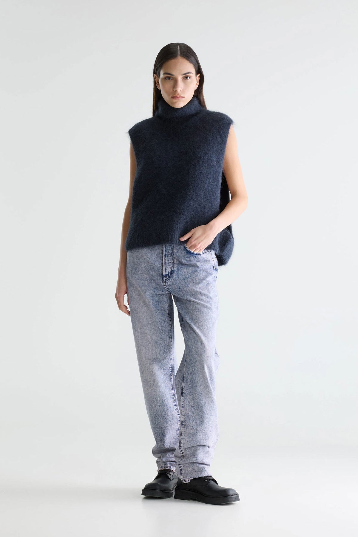 Bellerose Daren Navy Blue Sleeveless Sweater
