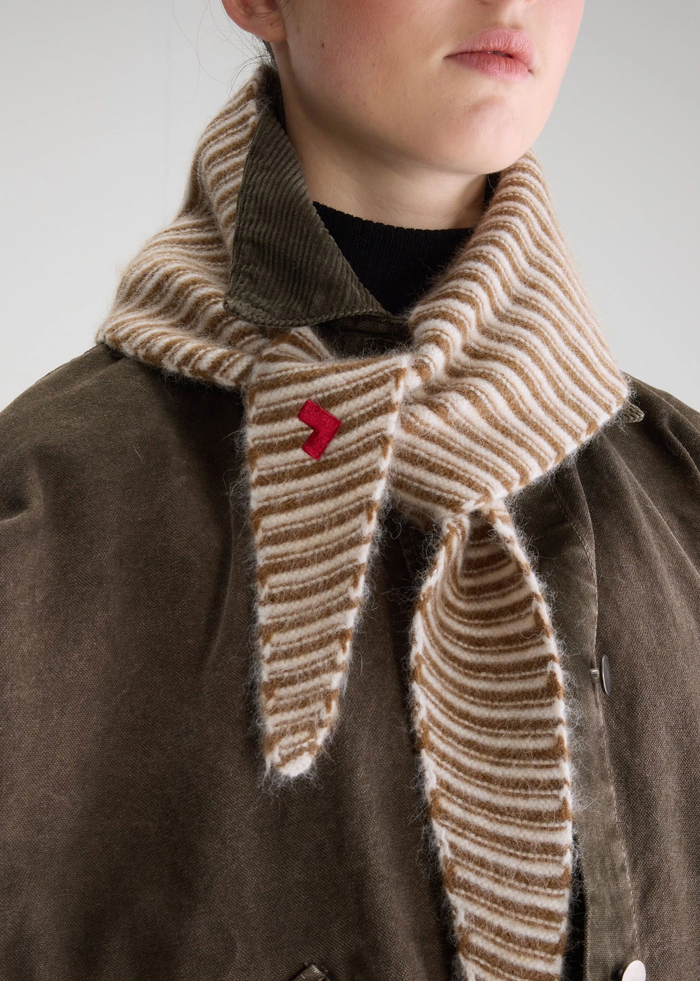 Bellerose Dusol Triangle Scarf - Chcolate