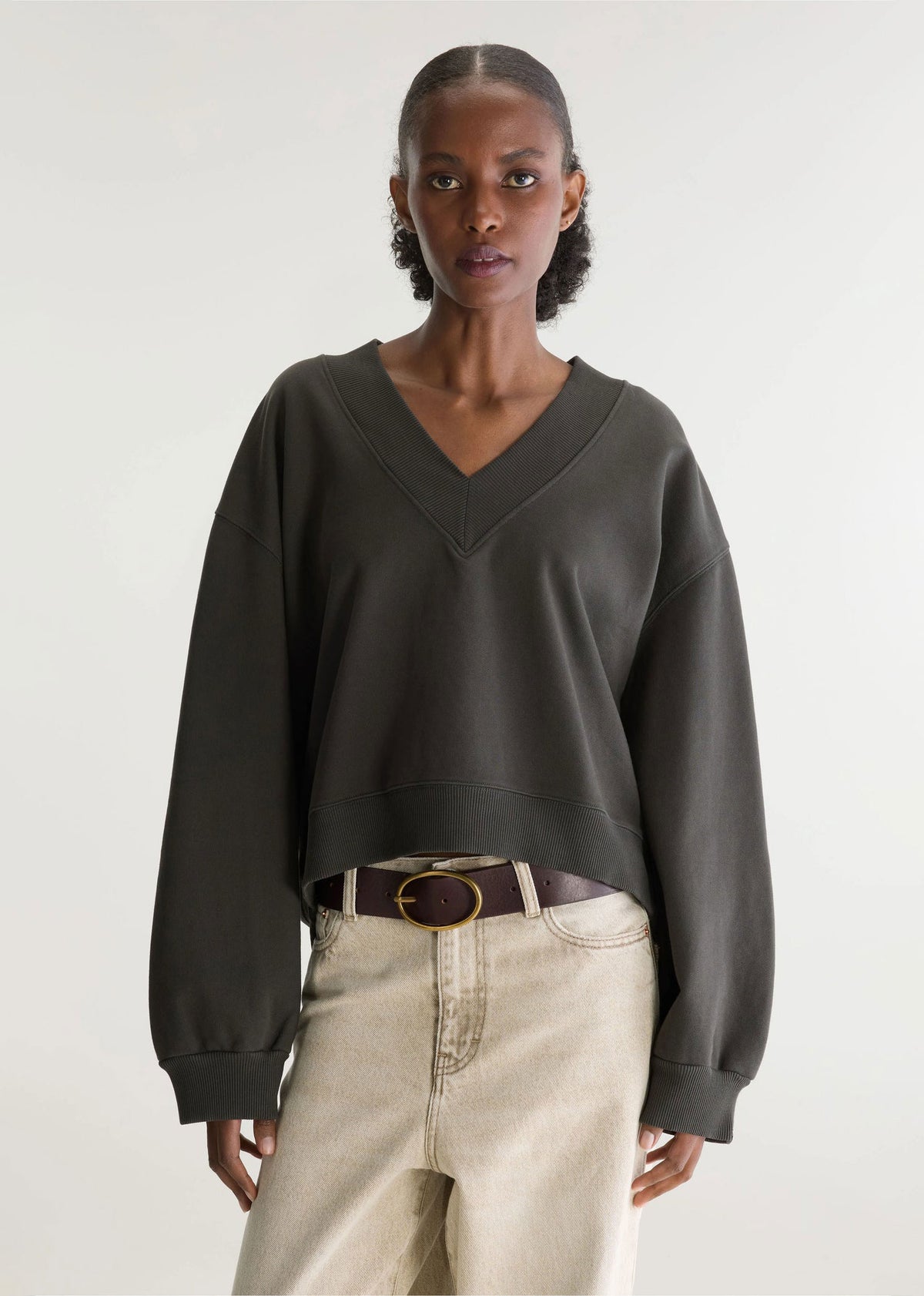 Bellerose Sula Cropped V-Neck Sweatshirt