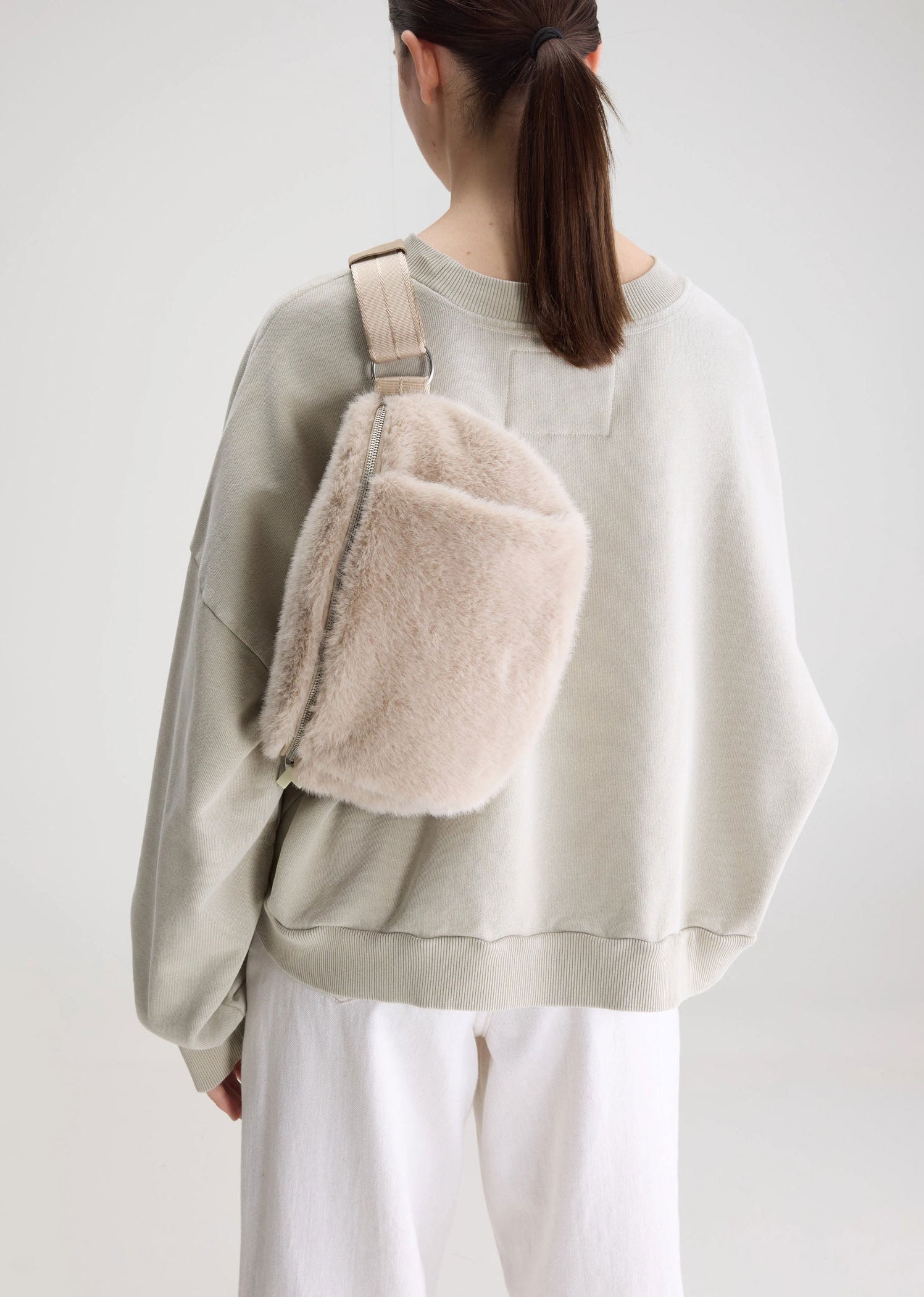 Bellerose Hoswel Muff Bag