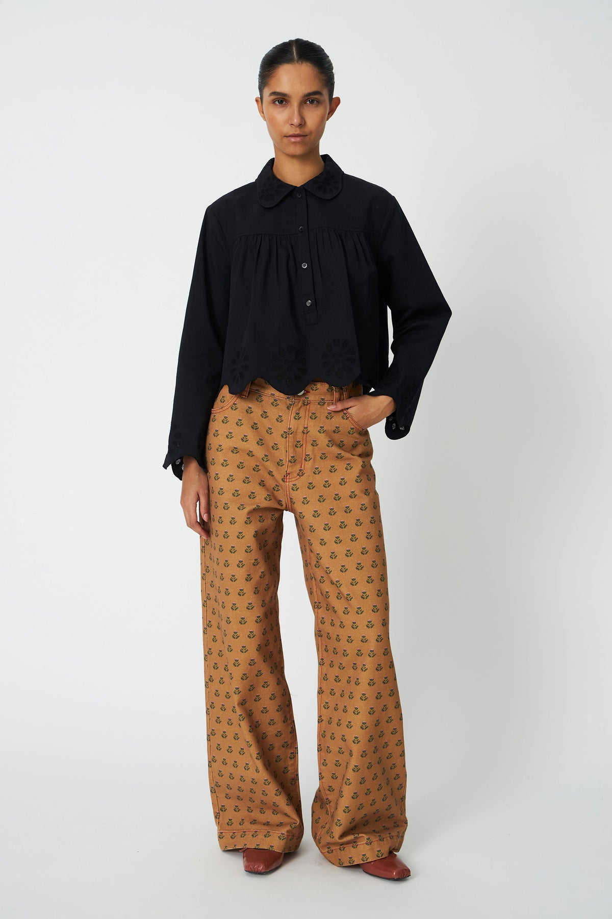 Stella Nova Cropped Blouse with Embroidery Anglaise - Black