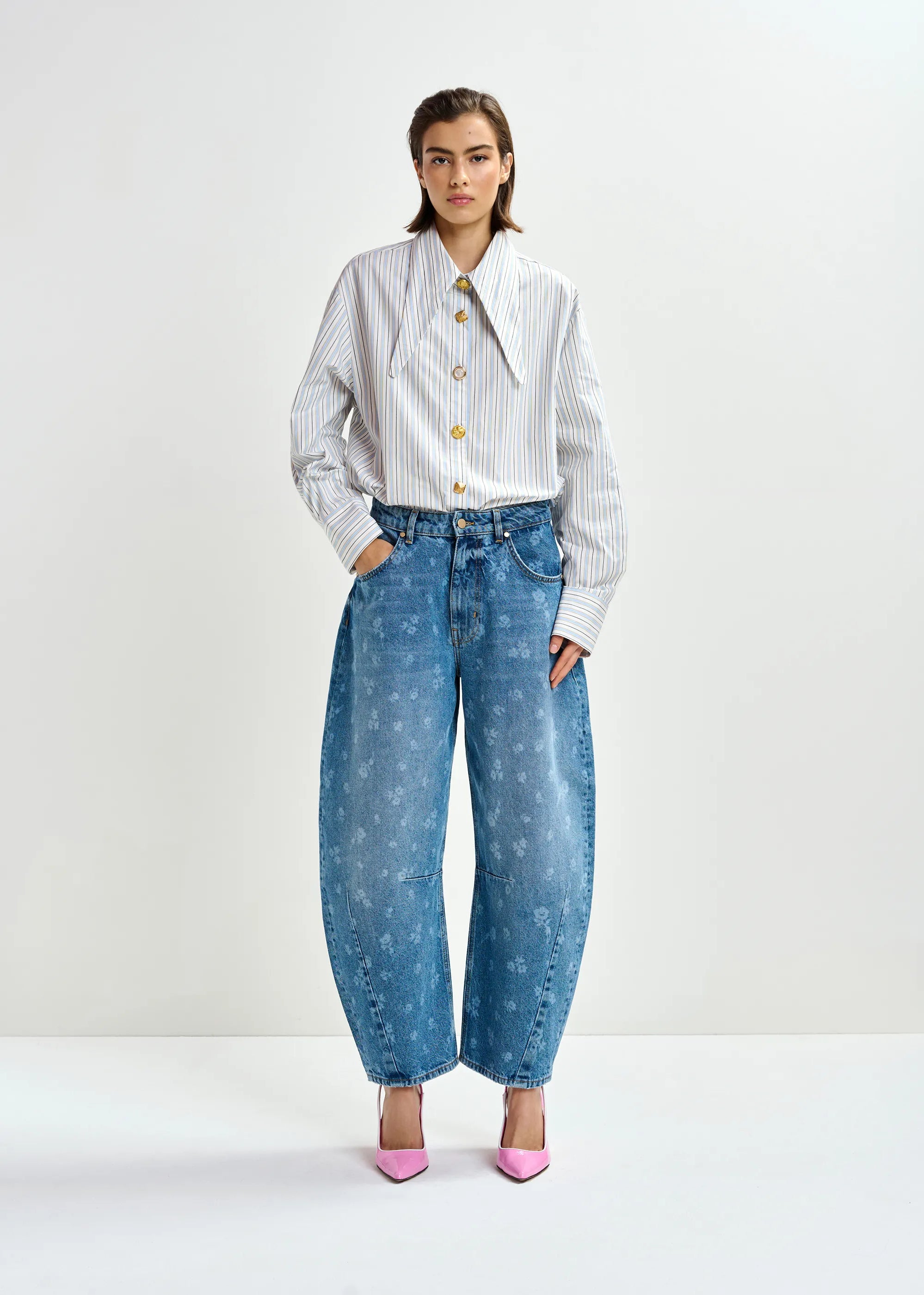 Essentiel Antwerp Jo1 Barrel Leg Jeans