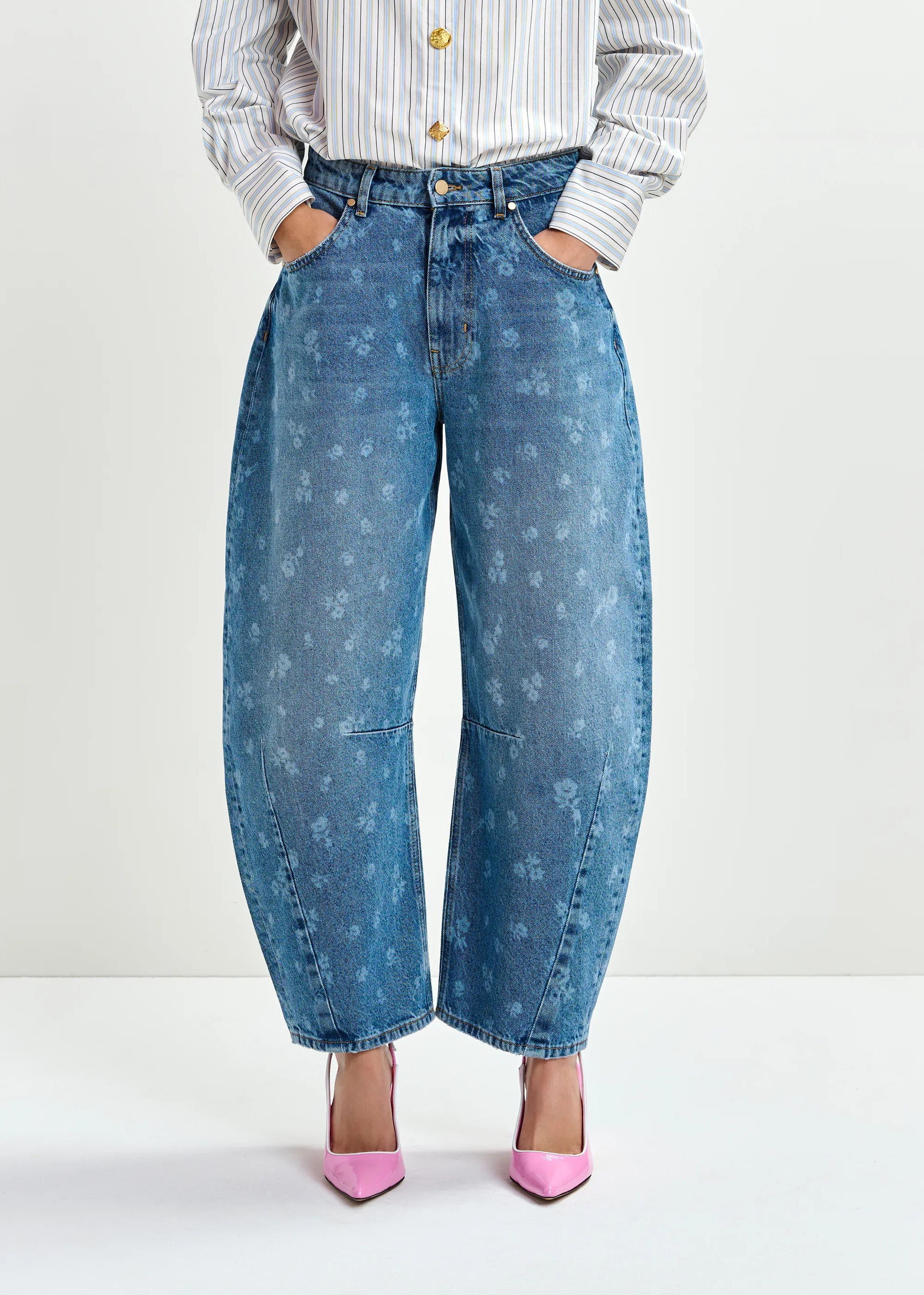 Essentiel Antwerp Jo1 Barrel Leg Jeans
