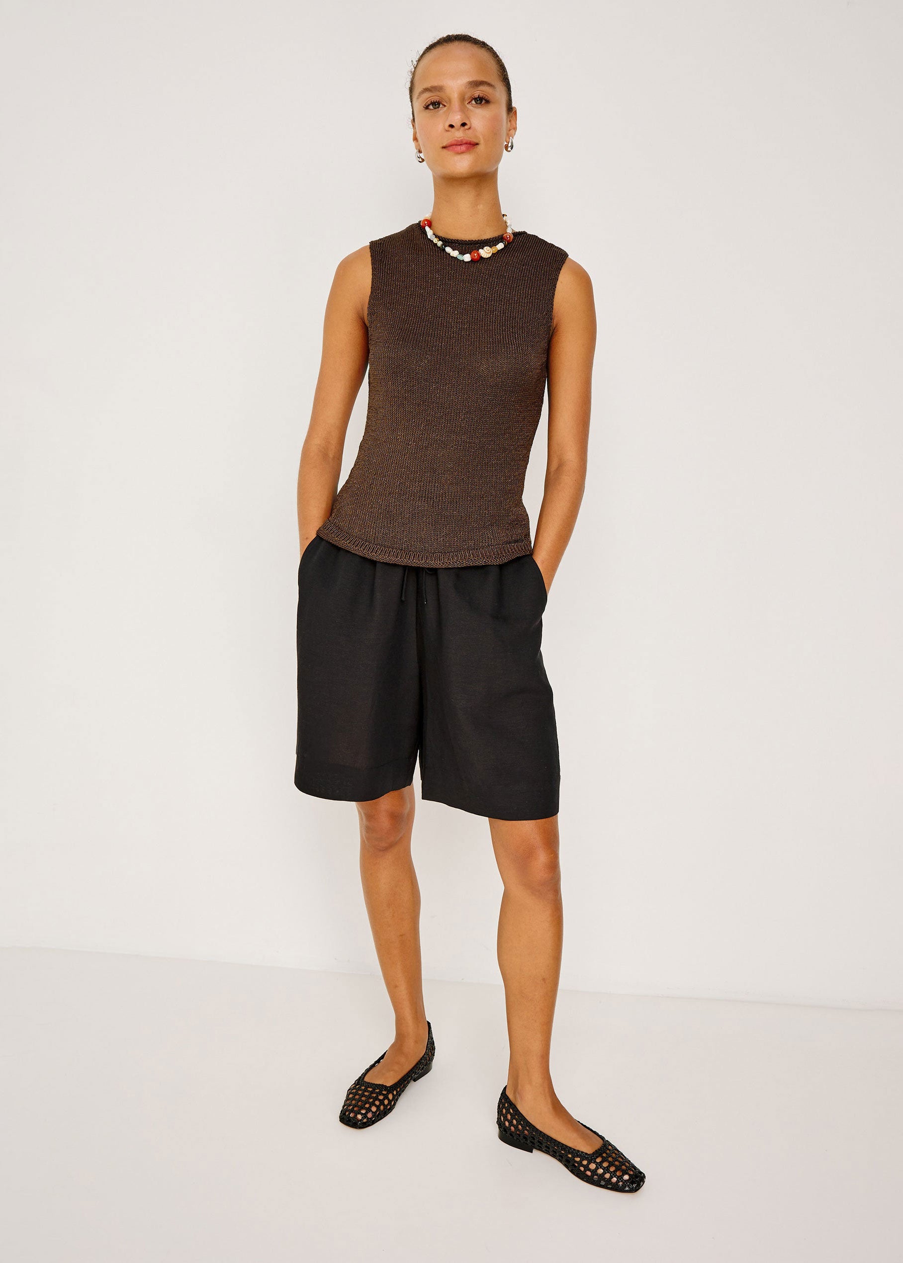 Rails Rails McGuire Bermuda shorts in black linen blend, drawcord waist with relaxed knee-length cut