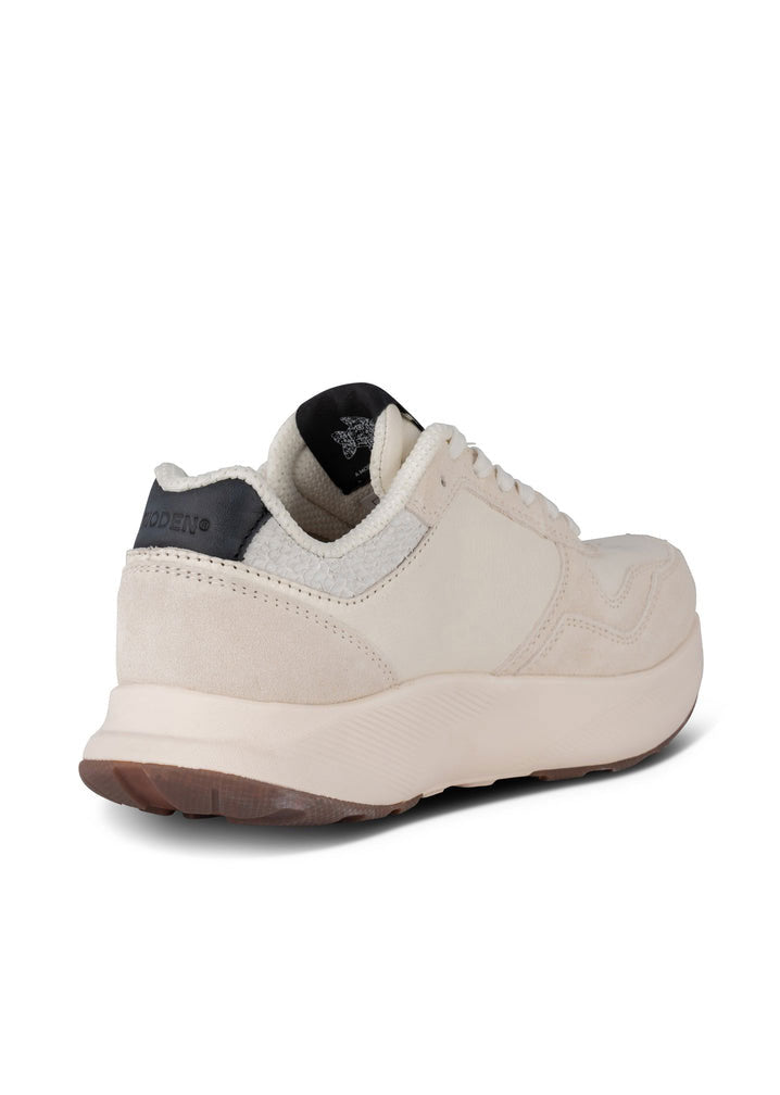 Woden Mathilde Runner - Blanc de Blanc