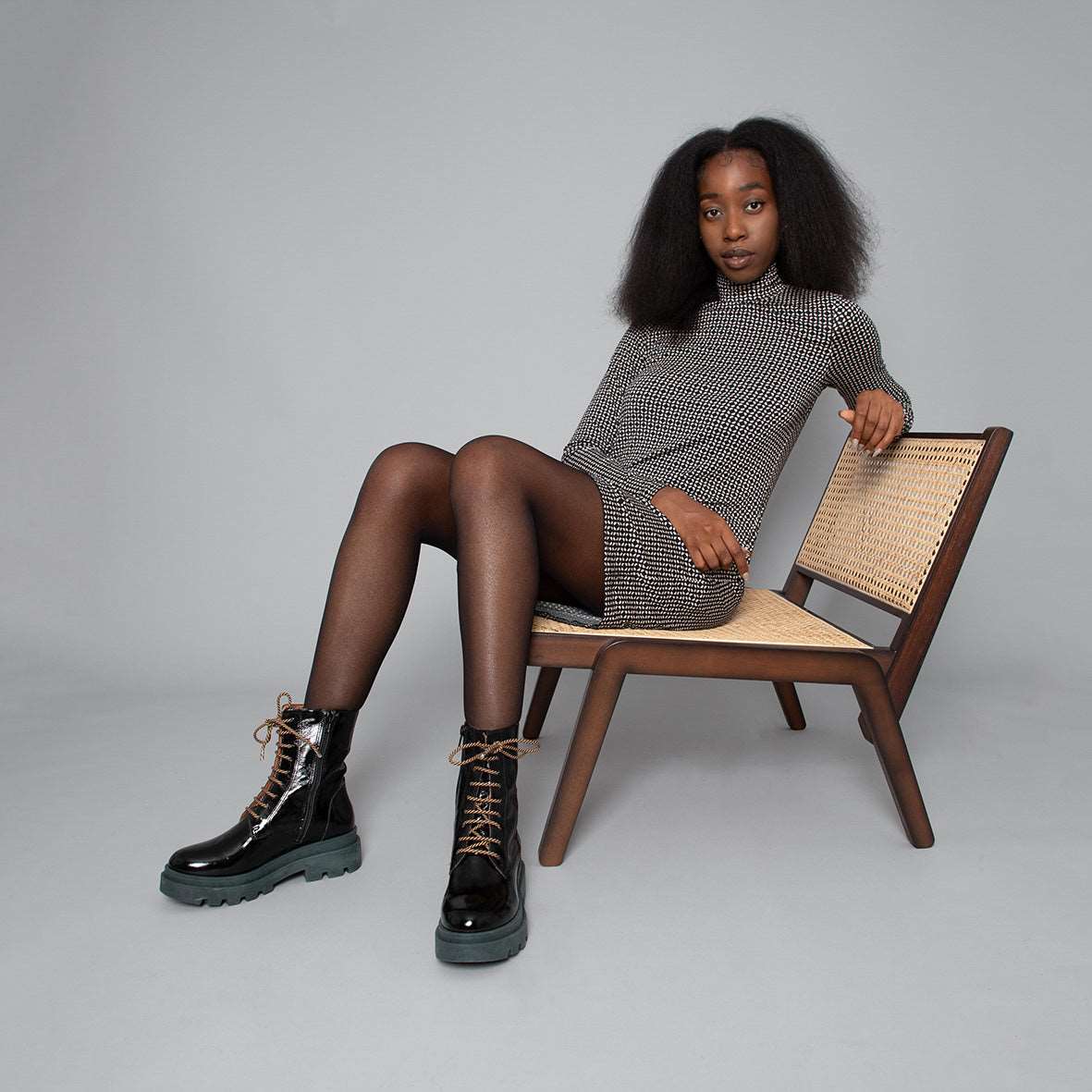 Esska - Oscar - Black Patent