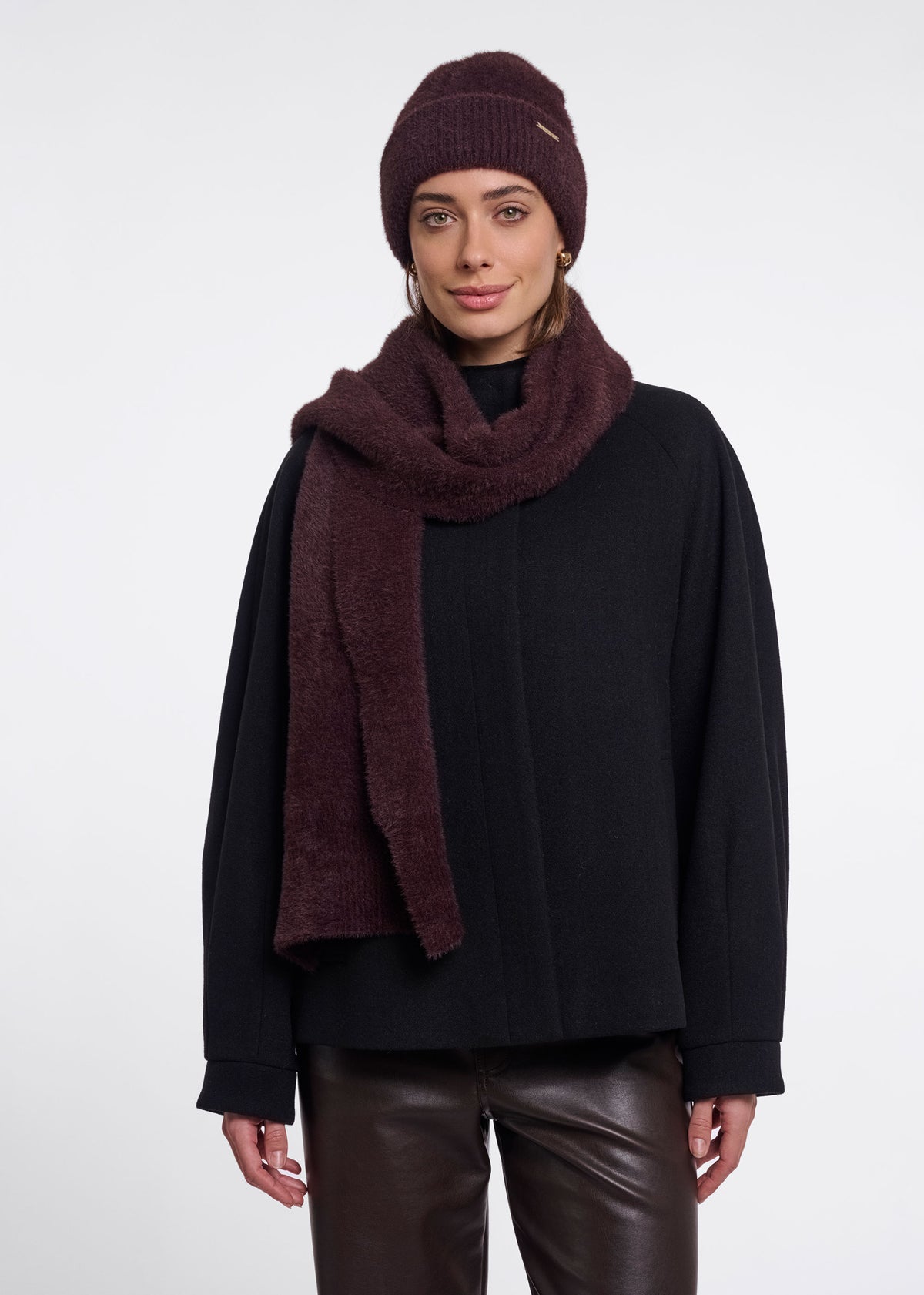 Rino & Pelle Otus Scarf - Fudge Cloak