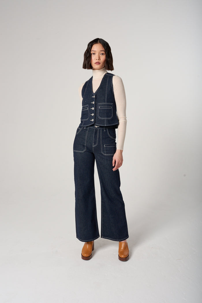 Seventy + Mochi - Queenie Jean - Nightfall