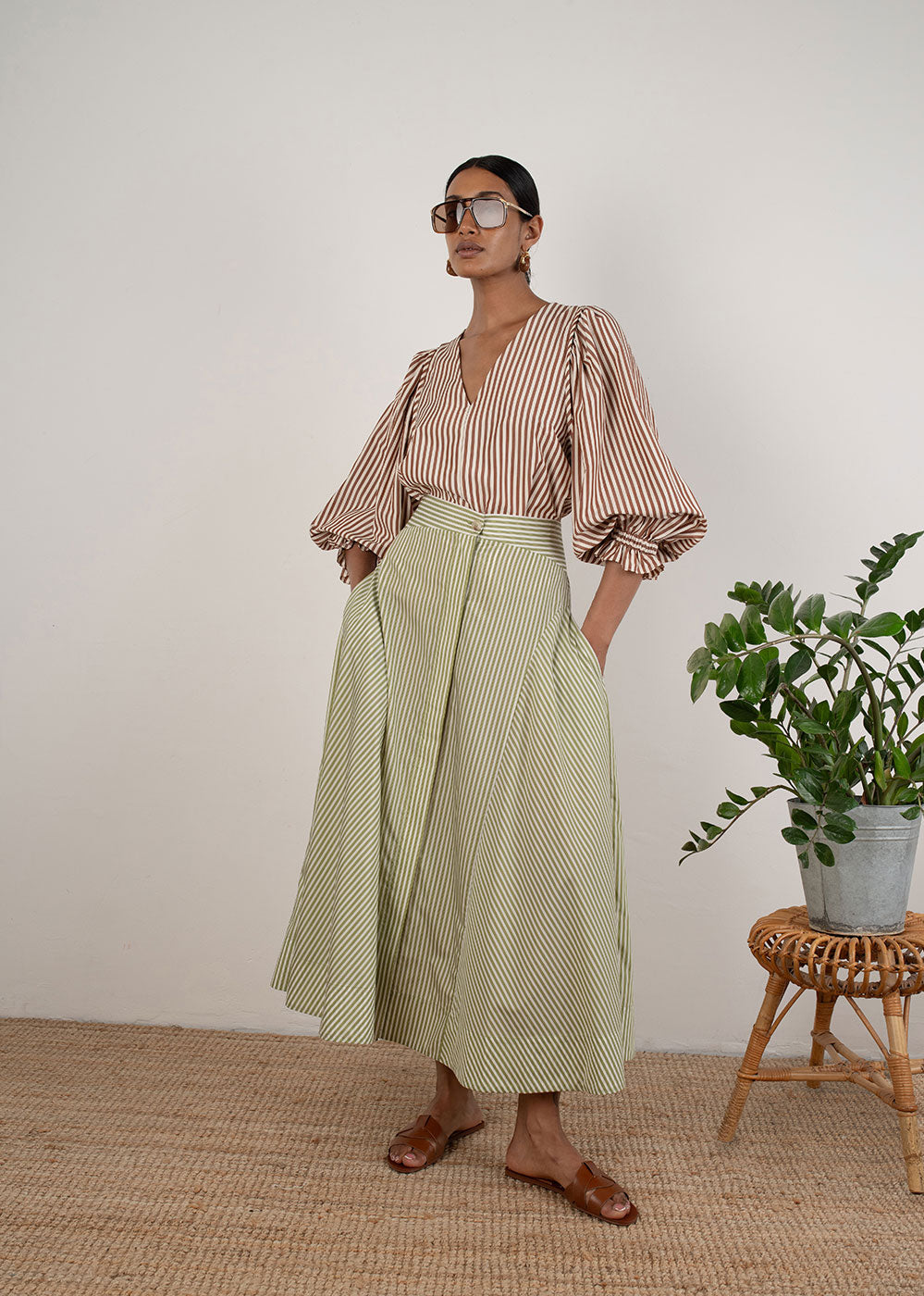 VI.VE.RE Fleur Stripe Skirt