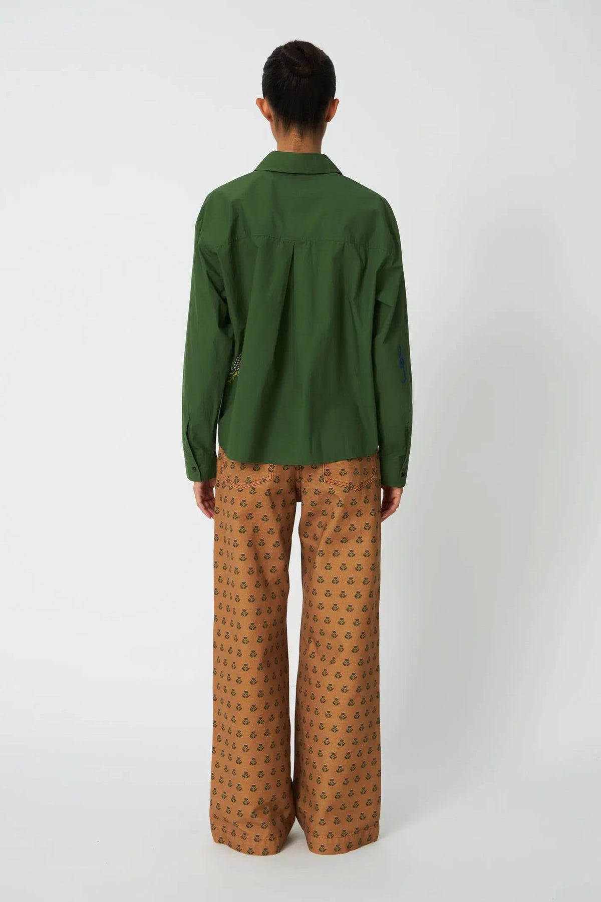 Stella Nova Small Embroidery Shirt - Green Leaf