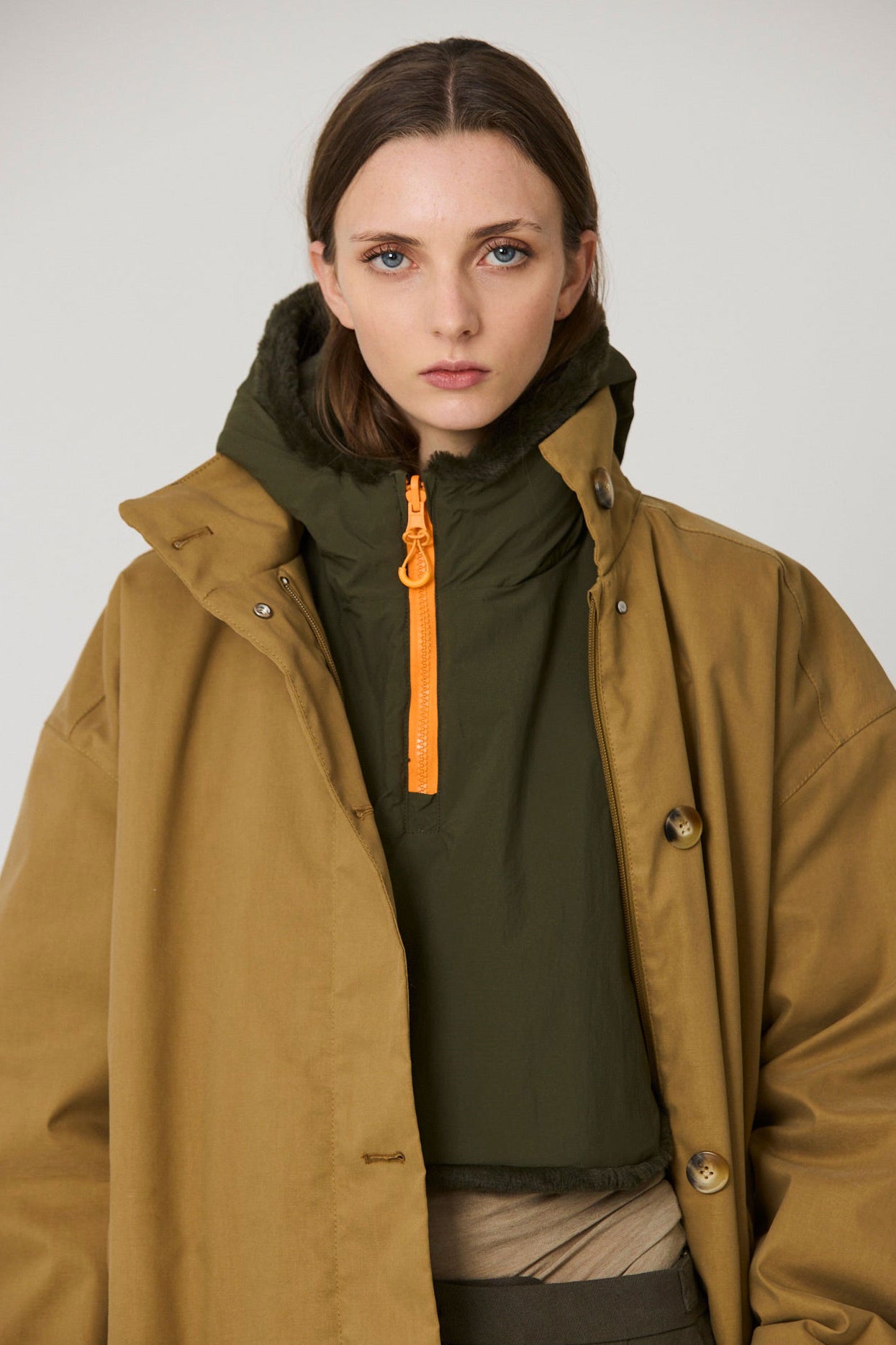 Tantä Bing Reversible Hood - Khaki