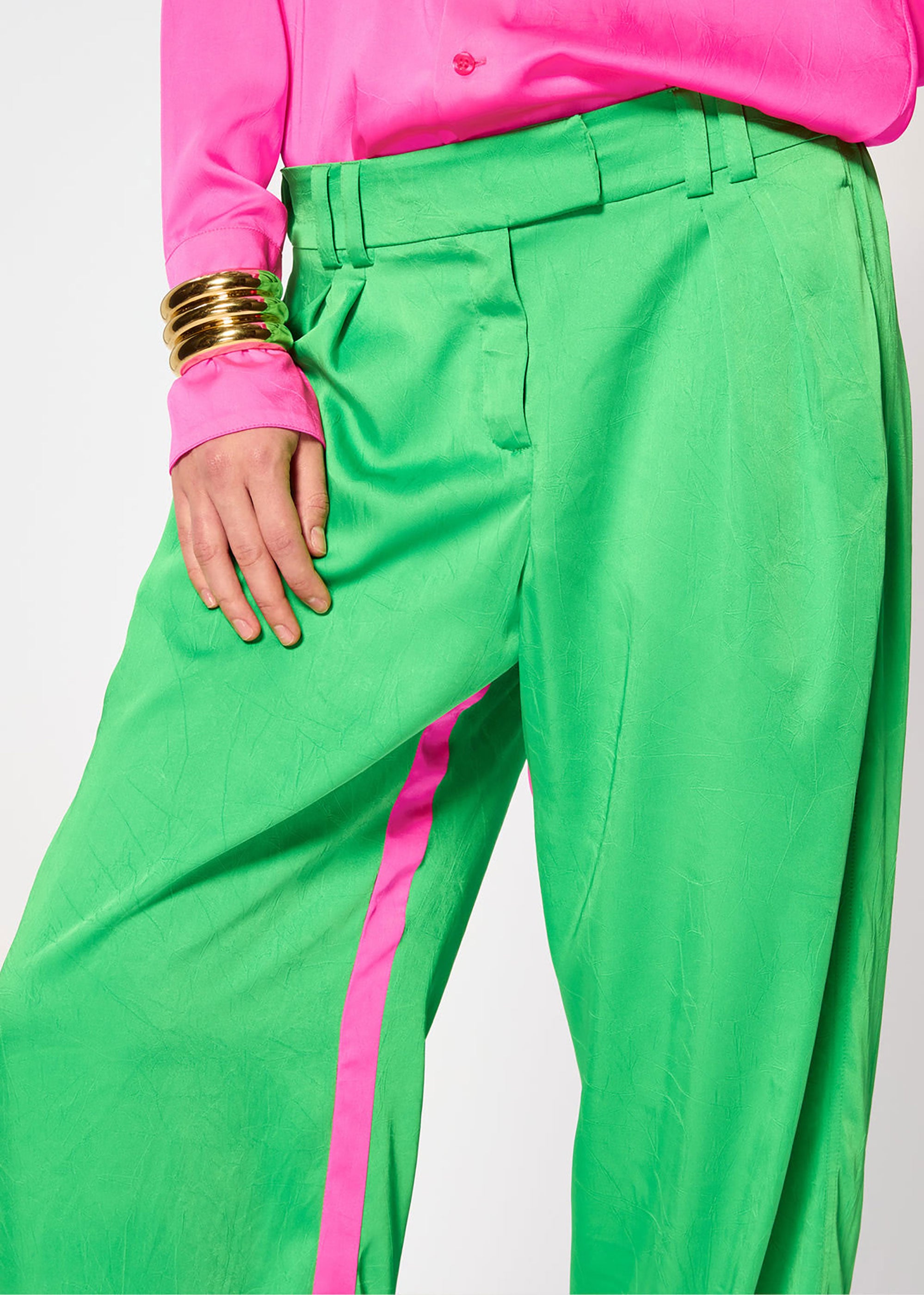 Serena Bute Crinkled Satin Boyfriend Trousers - Classic Green