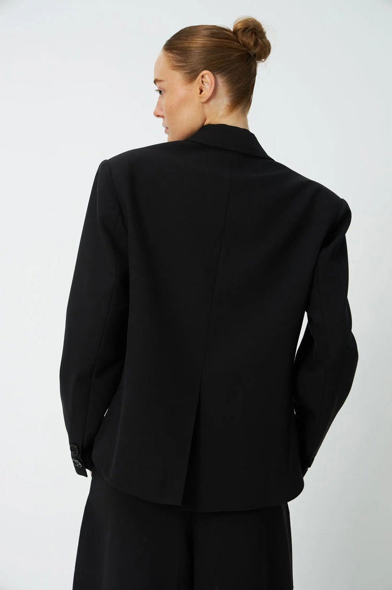 Stella Nova Tuxedo Blazer - Black