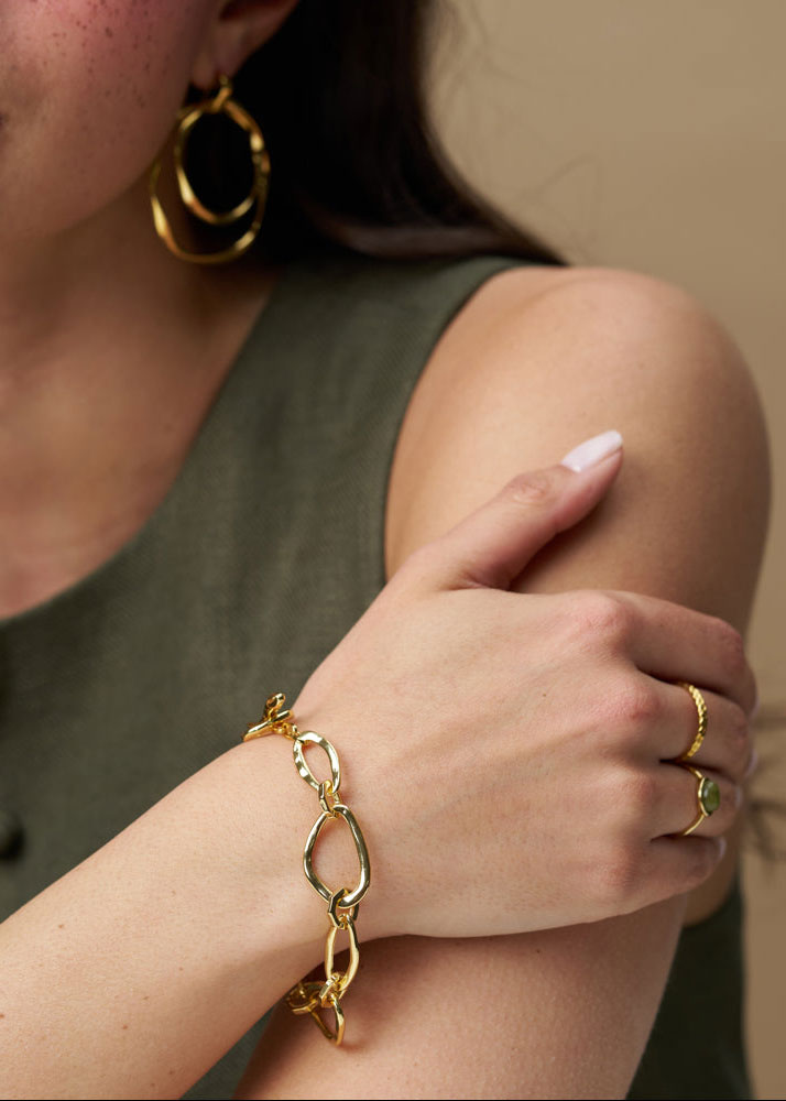 Orelia Organic Oval Link T-Bar Bracelet