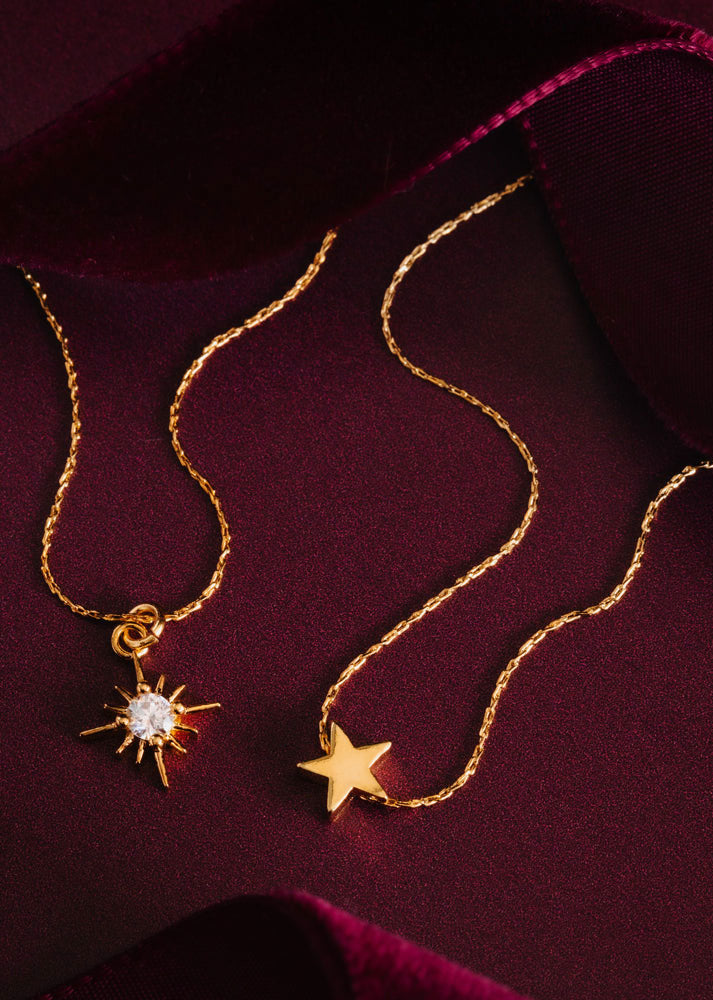 Orelia Micro Star Collar Necklace