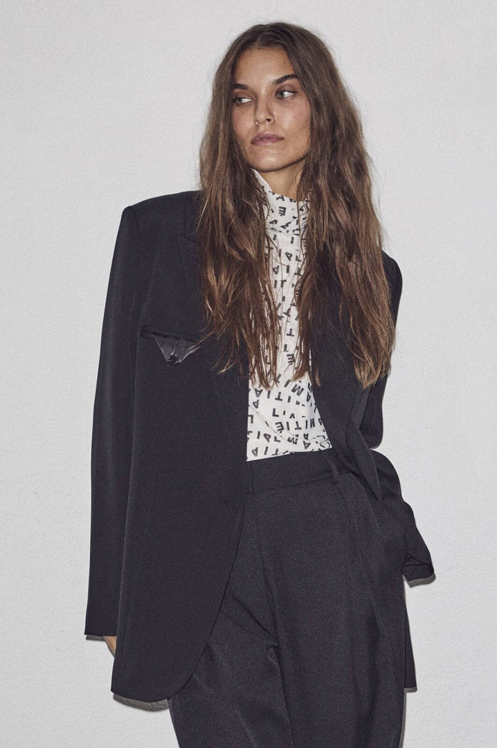 Haute L’amitié Premiere Single Blazer - Black