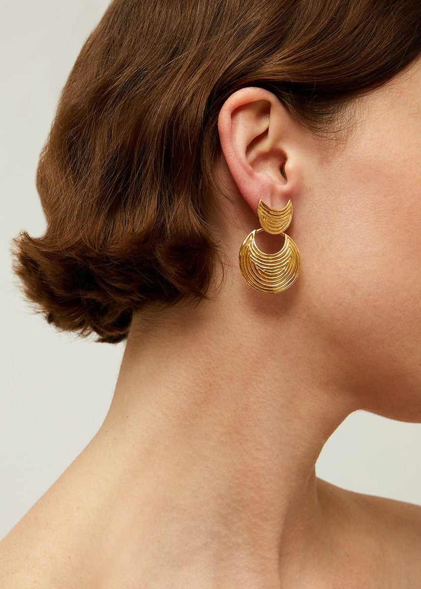 Gas Bijoux Campaign image showing the mini Luna Wave drops worn through the lobe