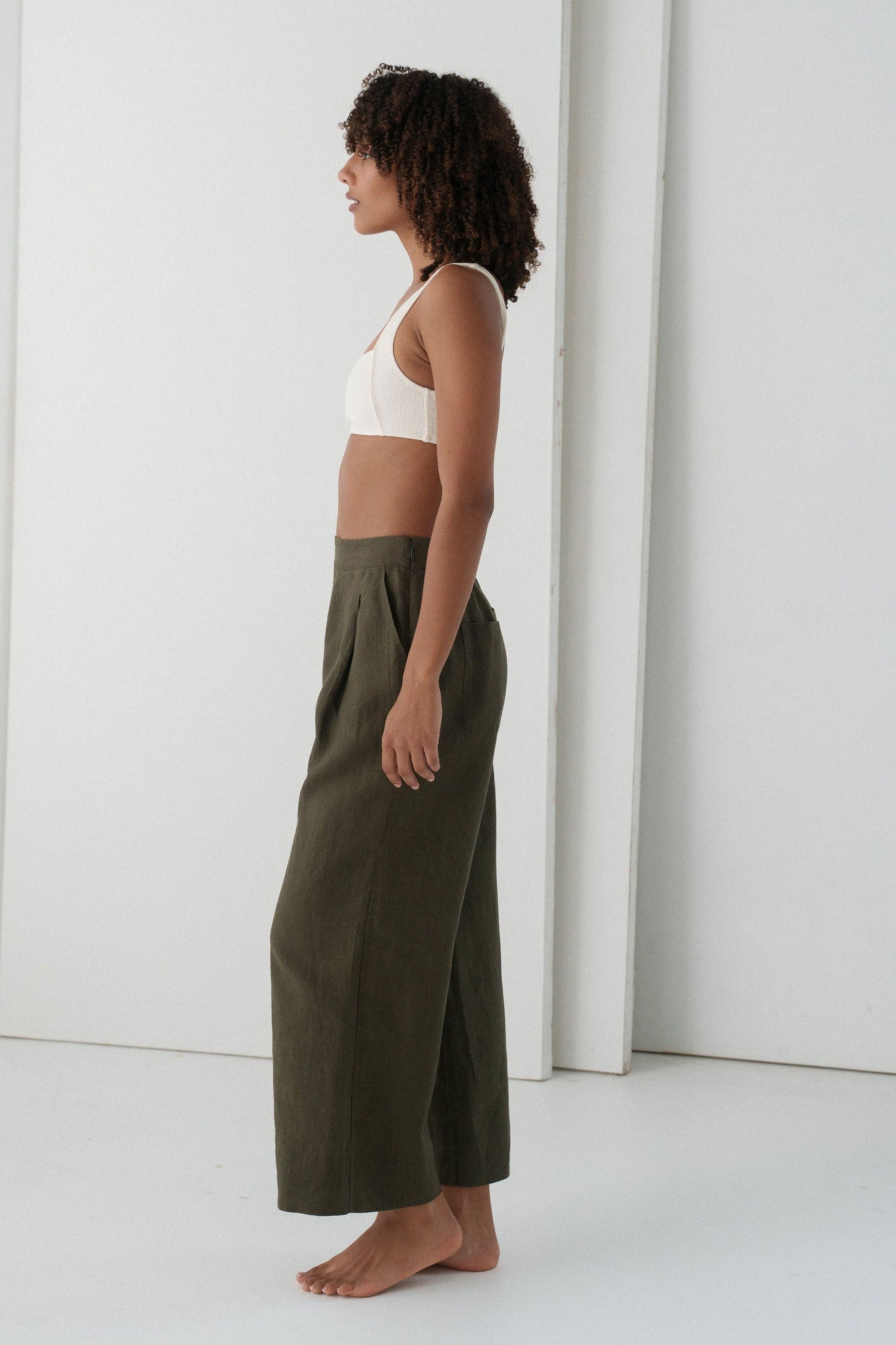 Lilly Pilly Ivy Linen Cropped Pants - Khaki