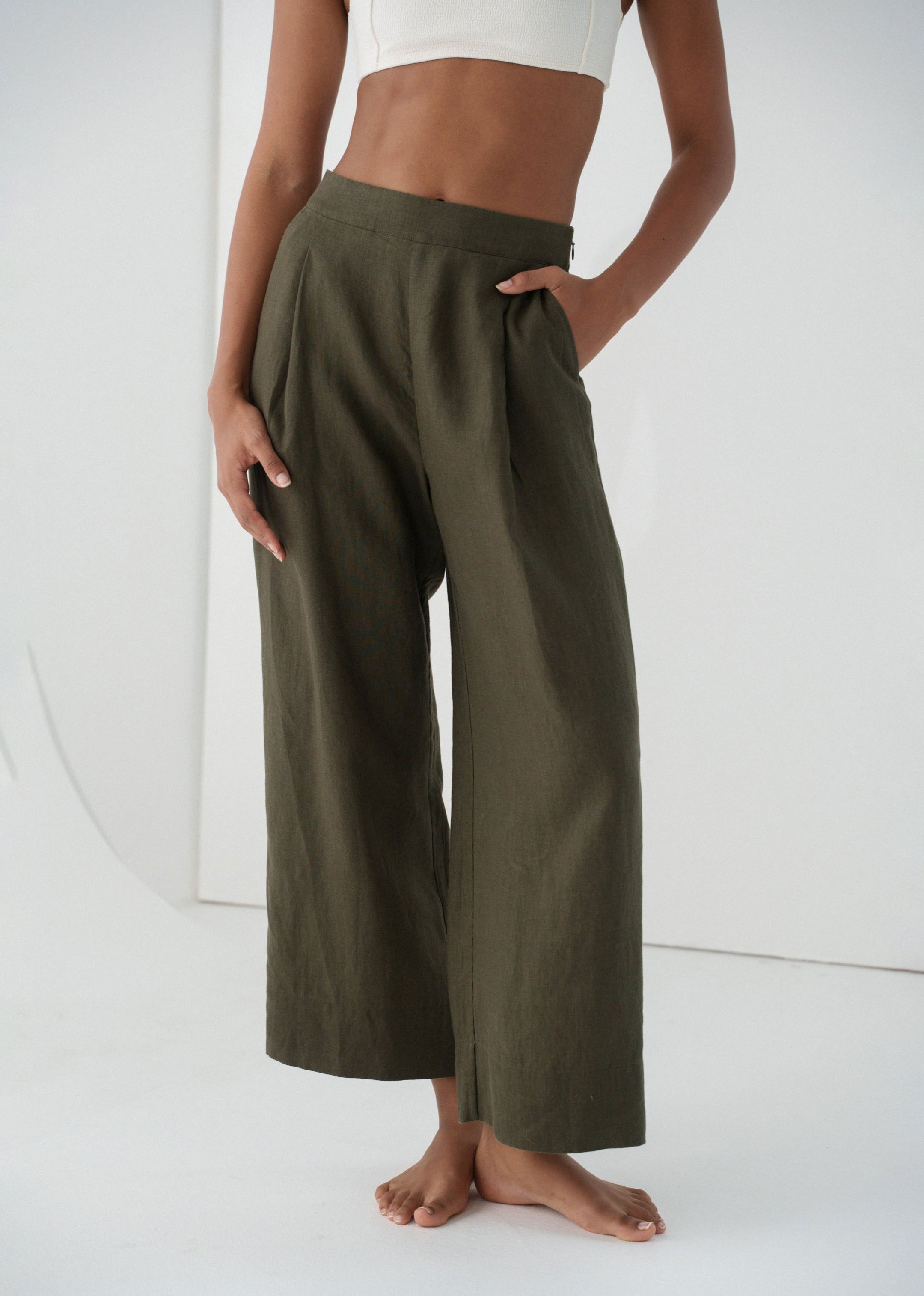 Lilly Pilly Ivy Linen Cropped Pants - Khaki