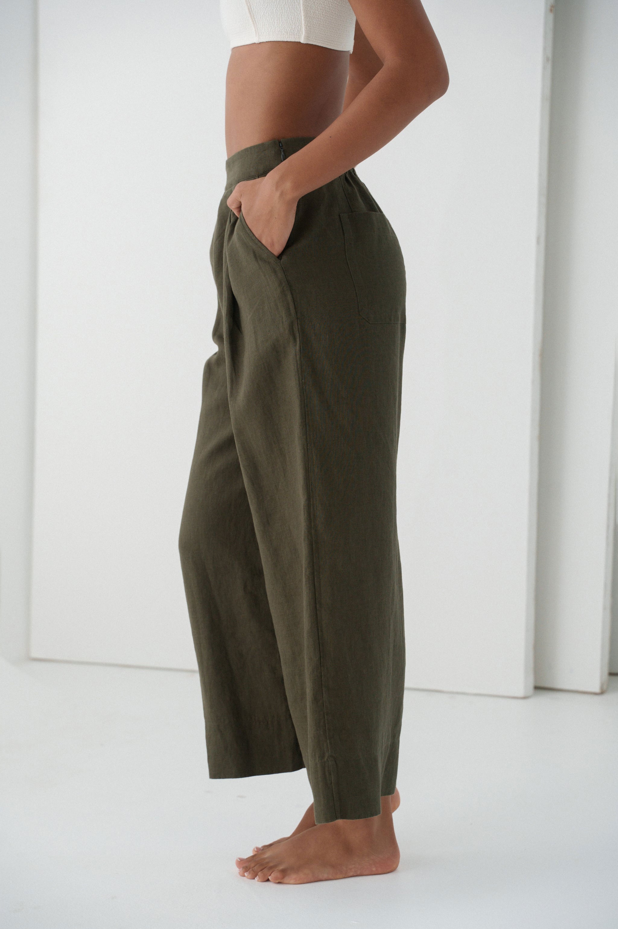 Lilly Pilly Ivy Linen Cropped Pants - Khaki