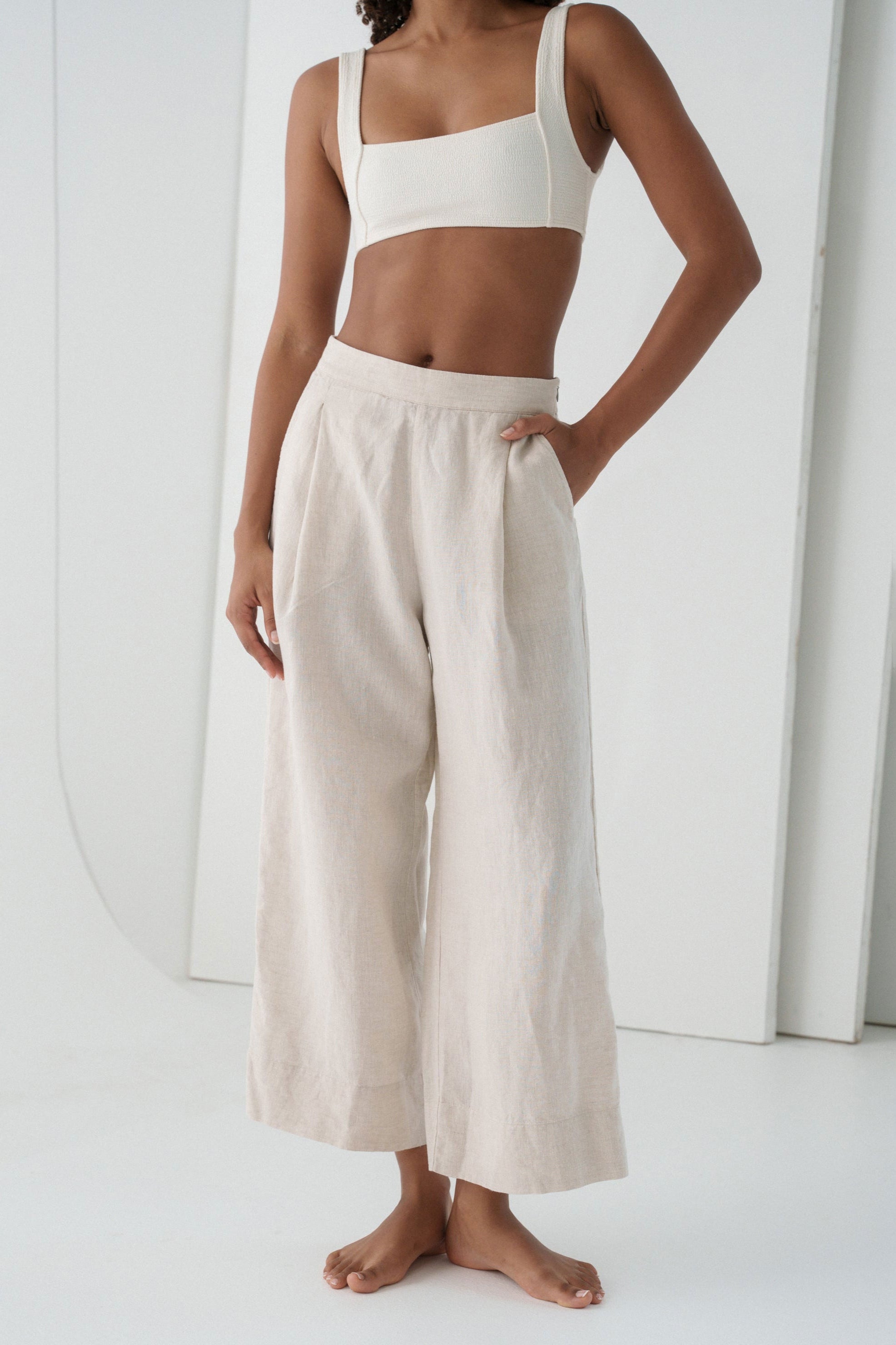 Lilly Pilly Ivy Linen Cropped Pants - Oatmeal
