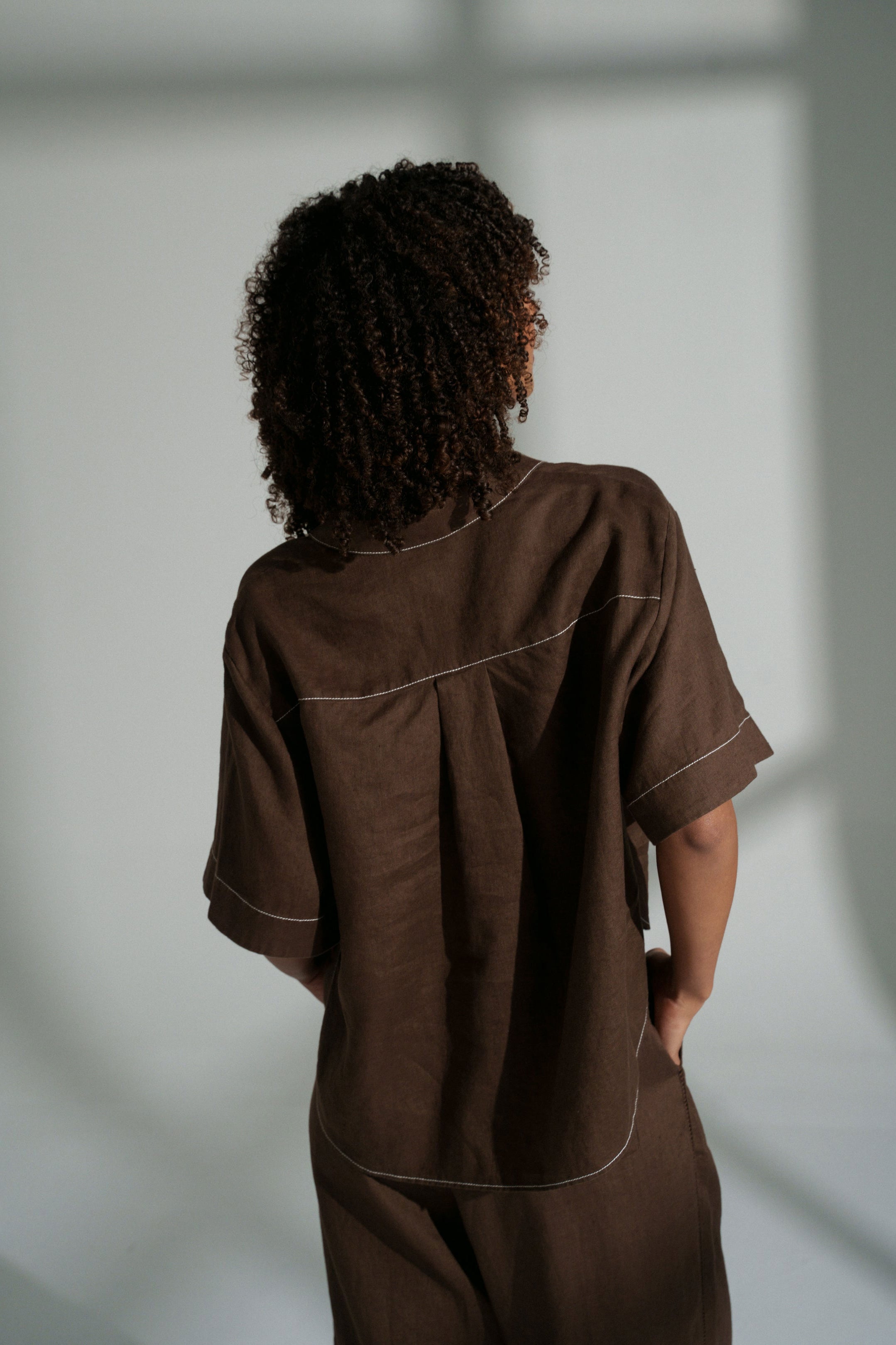 Lilly Pilly Nika Linen Shirt - Chocolate