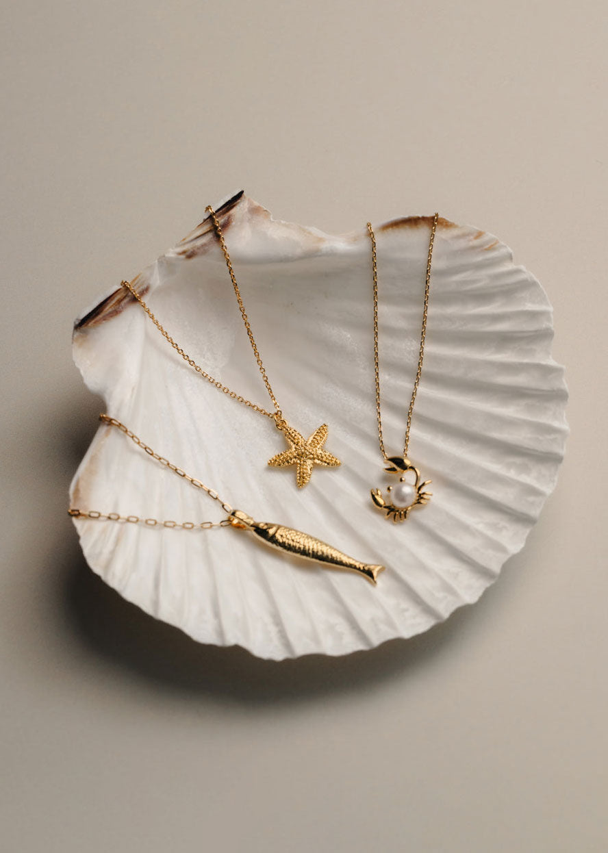 Orelia Textured Fish Charm Necklace